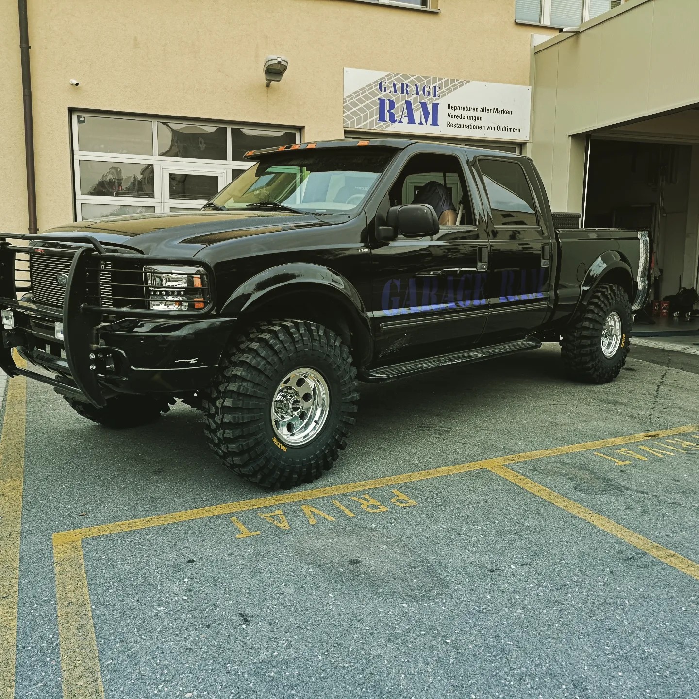 FORD F250-image-0
