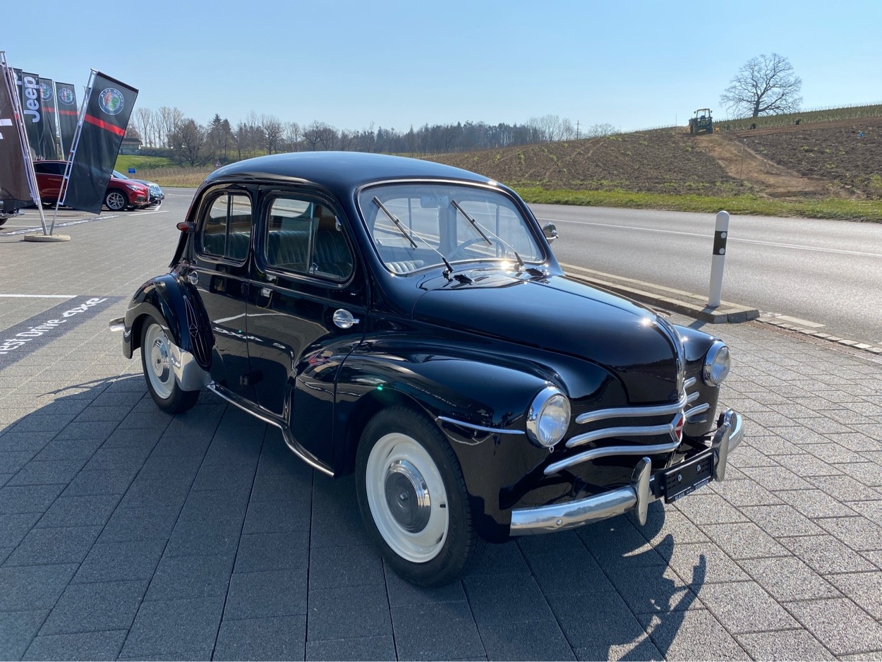 RENAULT 4CV R 1062-image-3
