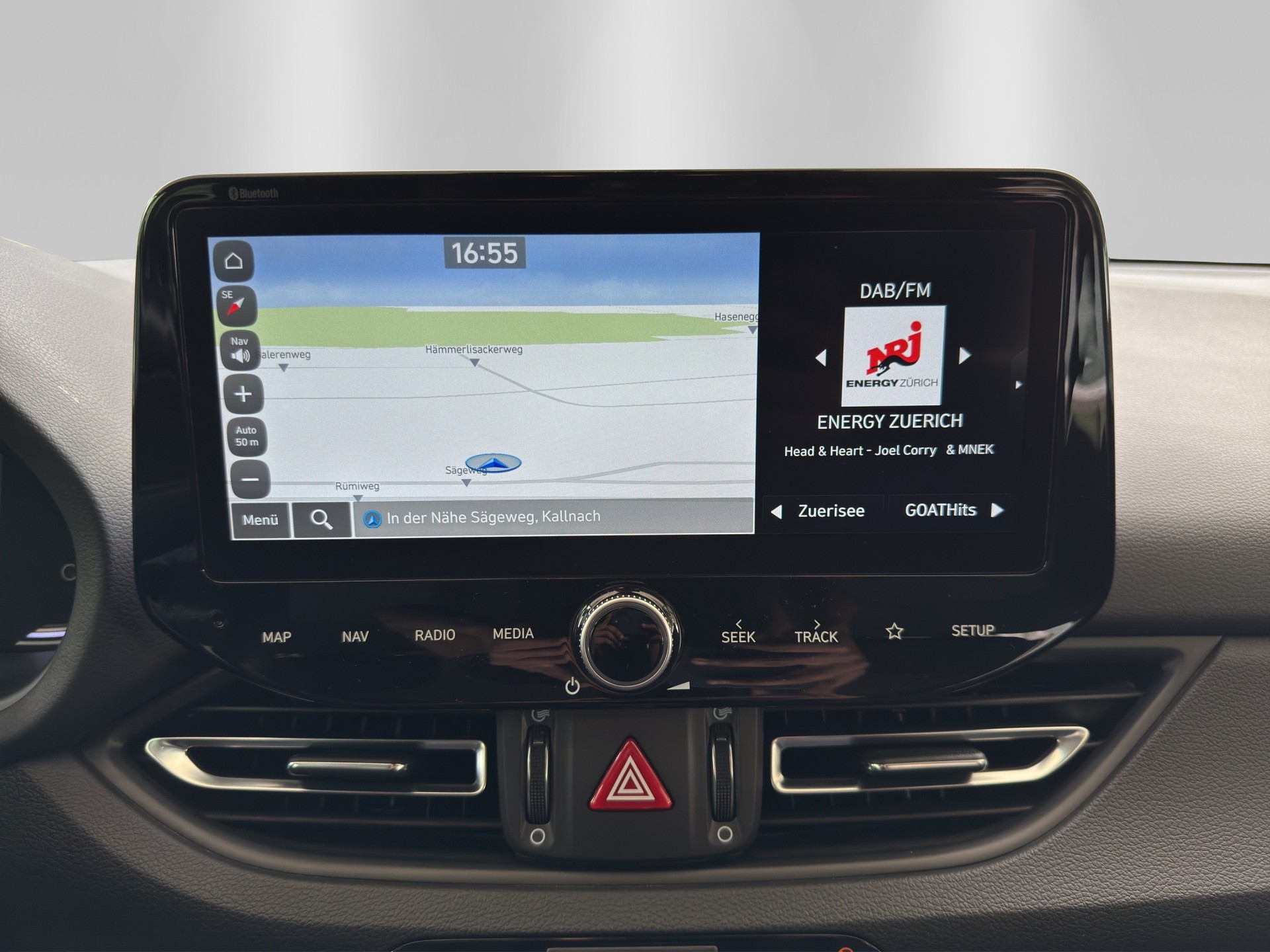 HYUNDAI i30 Wagon 1.5 T-GDi Amplia 48V MH DCT-image-11
