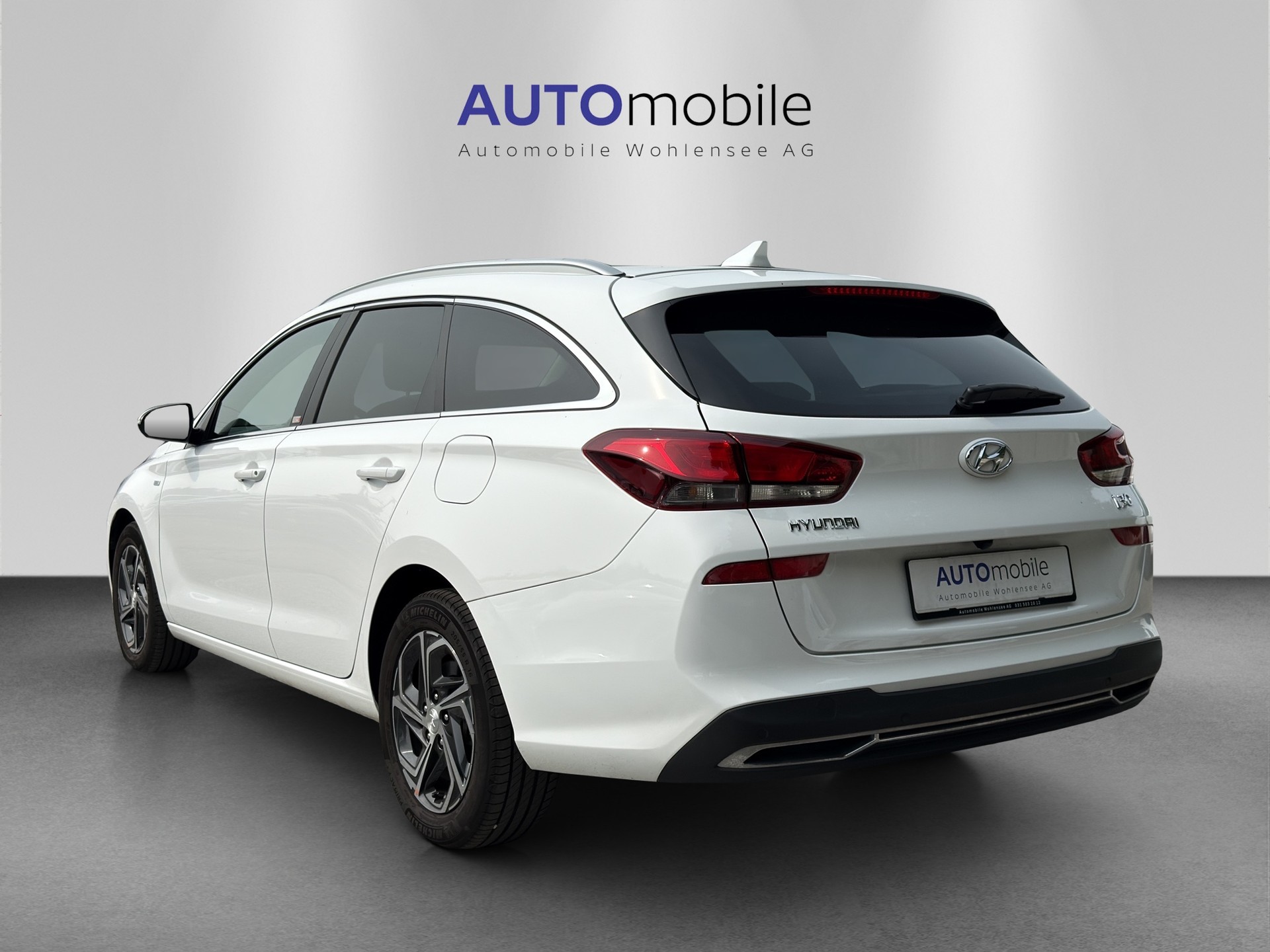 HYUNDAI i30 Wagon 1.5 T-GDi Amplia 48V MH DCT-image-6