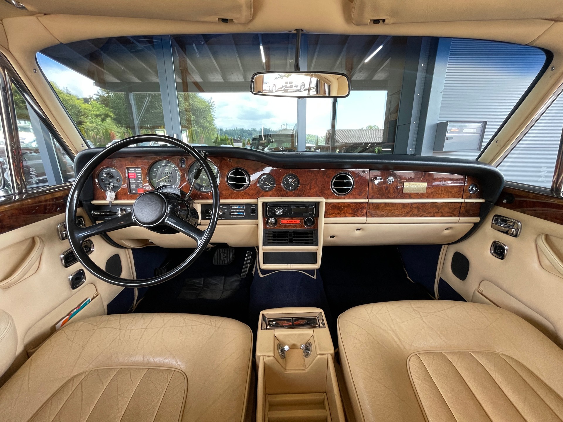 ROLLS-ROYCE Silver Wraith II-image-9