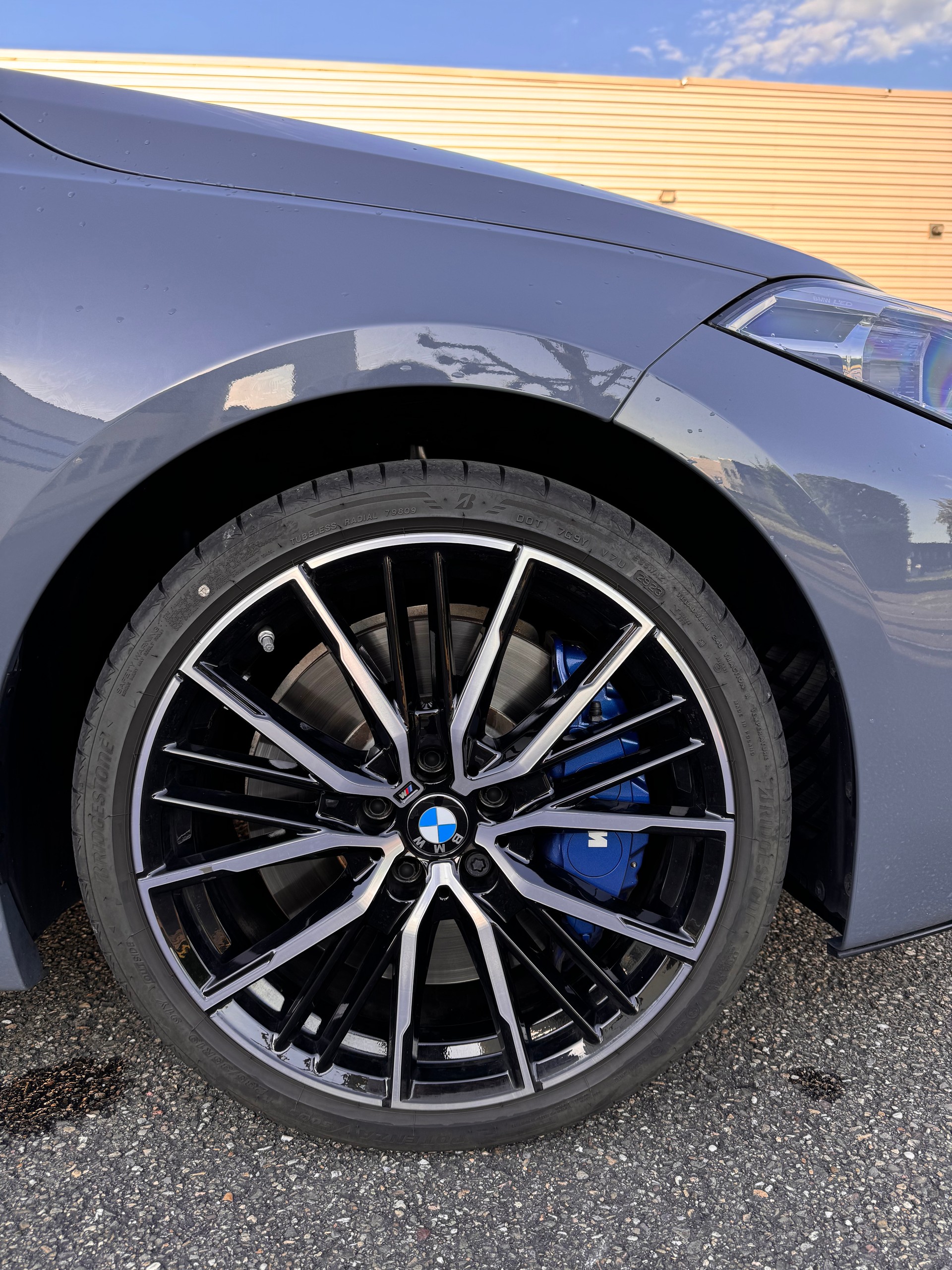 BMW M135i xDrive Steptronic-image-9