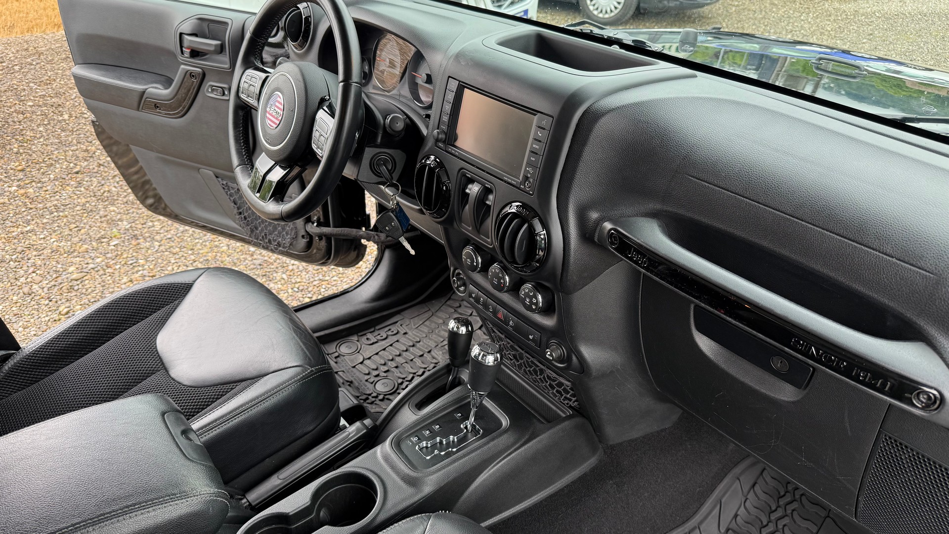 JEEP Wrangler 2.8 CRD Sahara Automatic hardtop-image-8