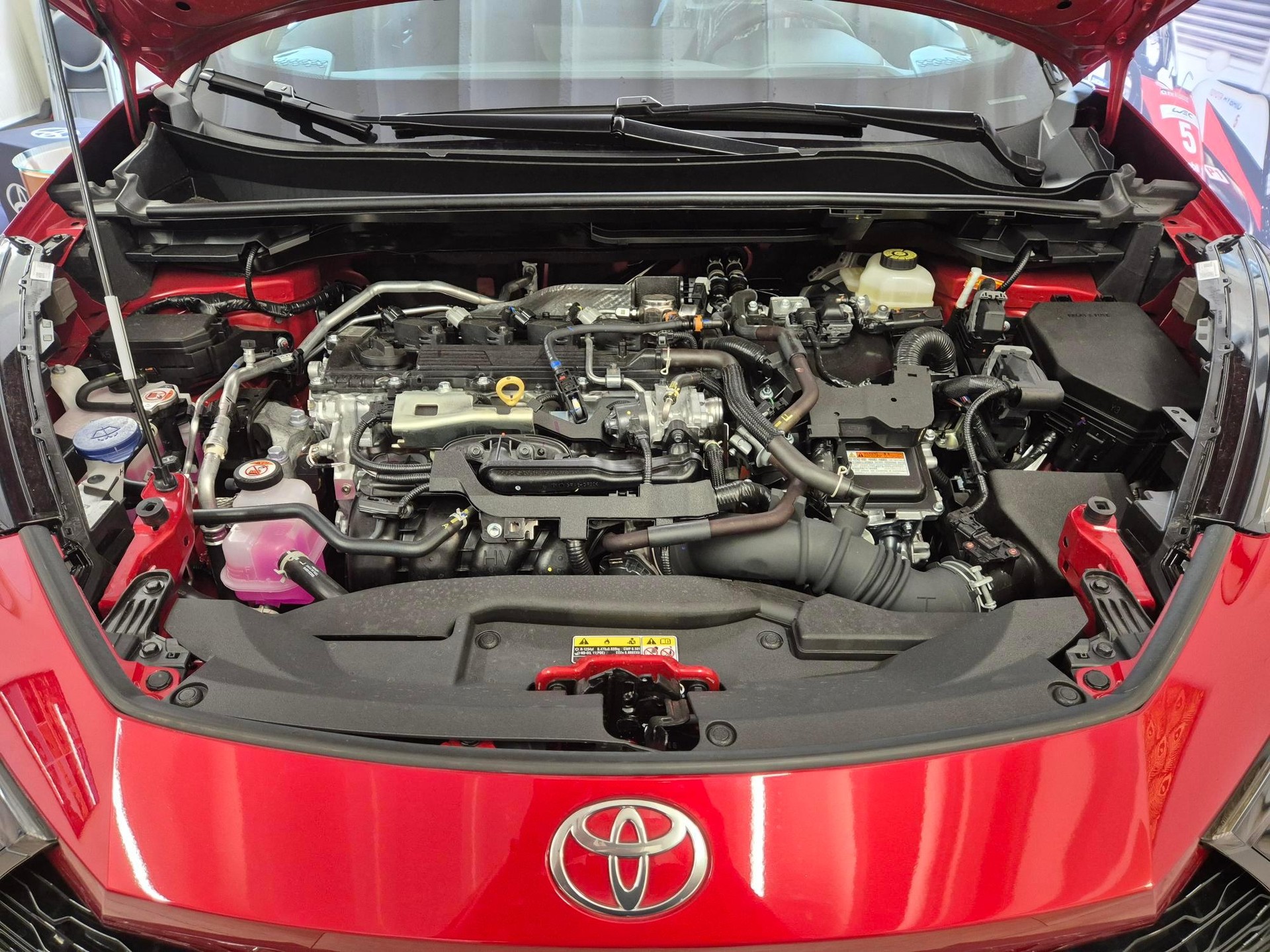 TOYOTA C-HR 2.0 HEV Style 4x4-image-12