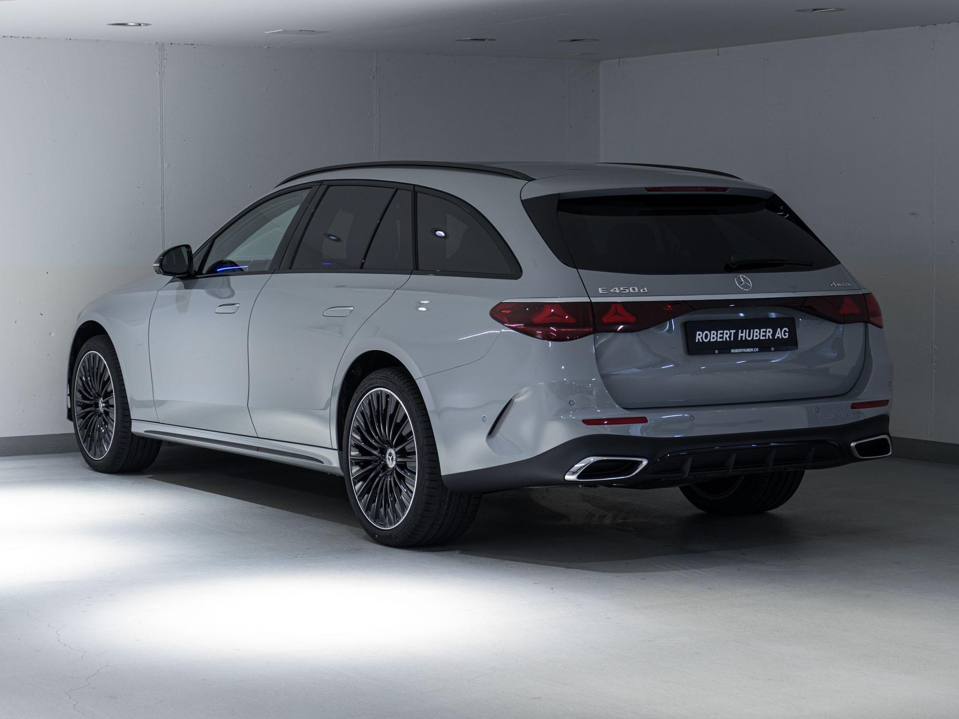 MERCEDES-BENZ E 450 d 4MATIC T-Modell-image-3