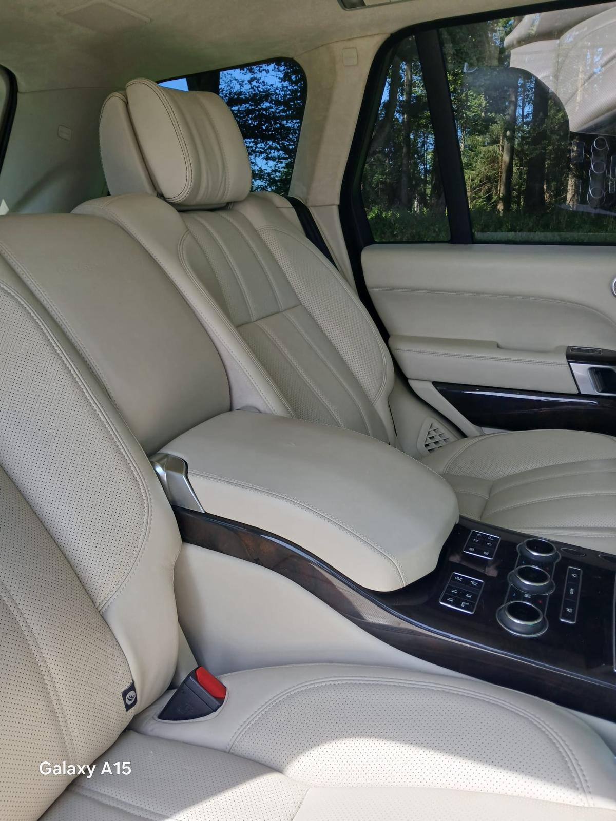 LAND ROVER Range Rover 4.4 SDV8 Autobiography mit neuem Motor und Turbos-image-4