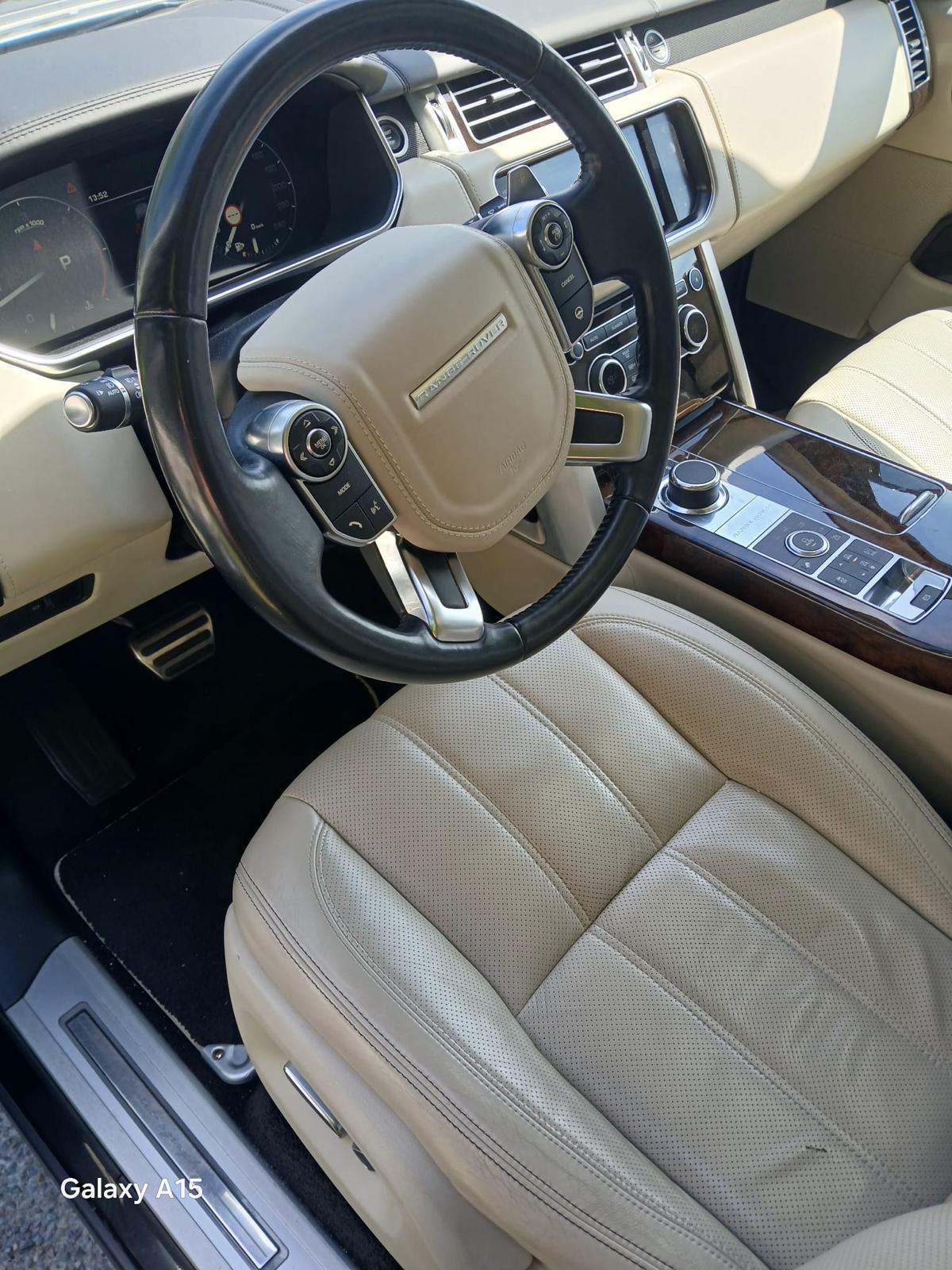 LAND ROVER Range Rover 4.4 SDV8 Autobiography mit neuem Motor und Turbos-image-6