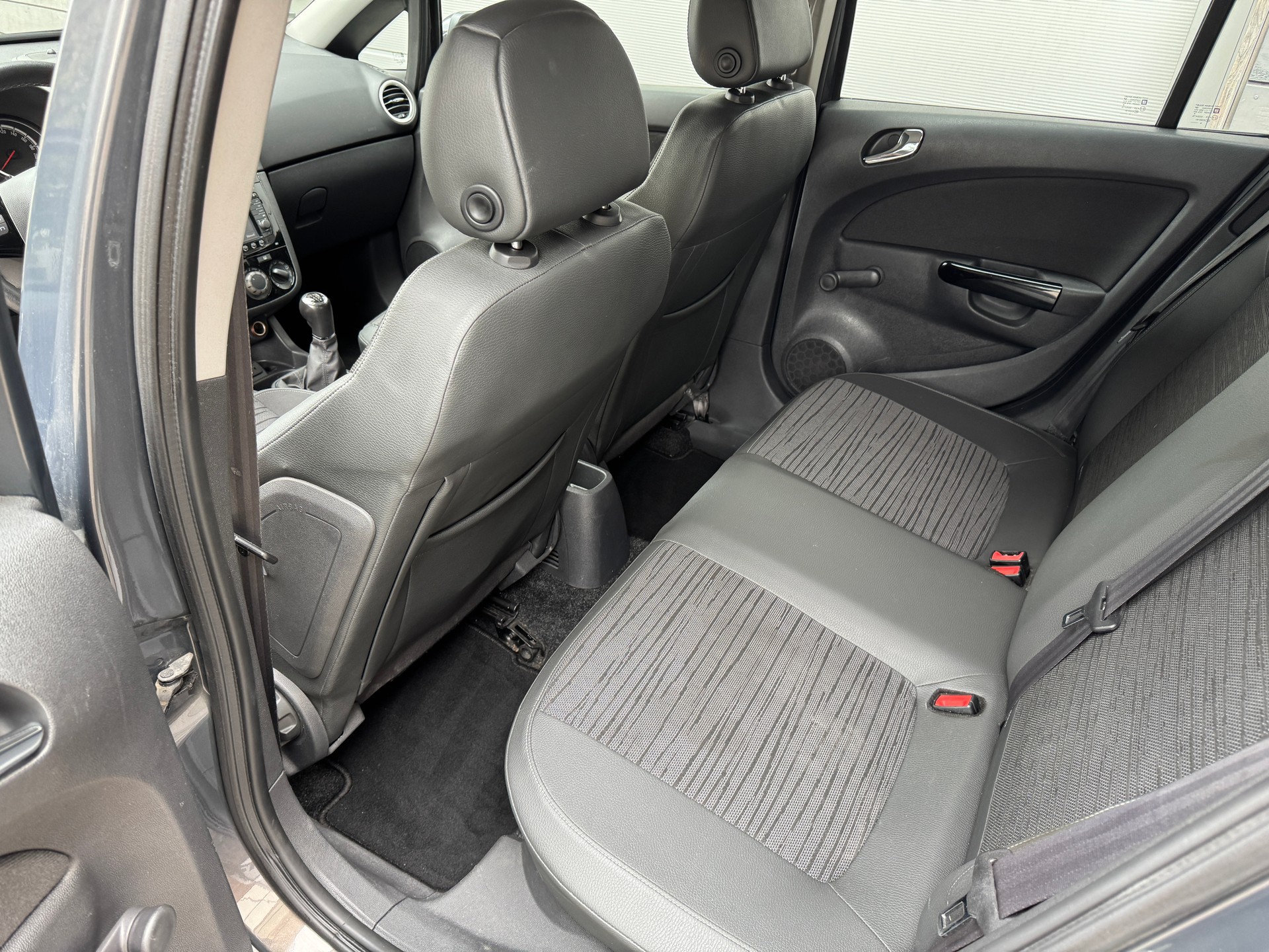 OPEL Corsa 1.3 CDTI ecoFLEX Active Edition-image-12