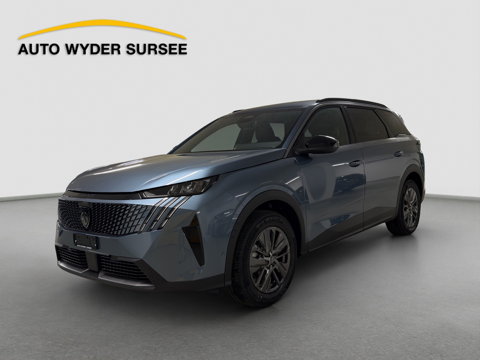 PEUGEOT 5008 1.2 Hybrid Allure Premium-image-0
