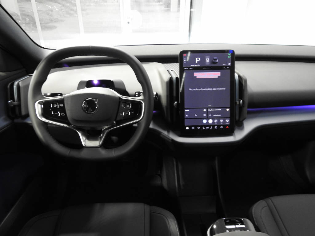 VOLVO EX 30 E60 Ultra-image-8