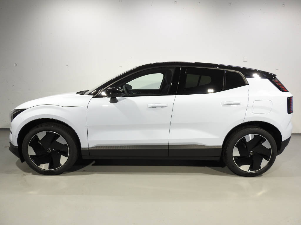 VOLVO EX 30 E60 Ultra-image-2