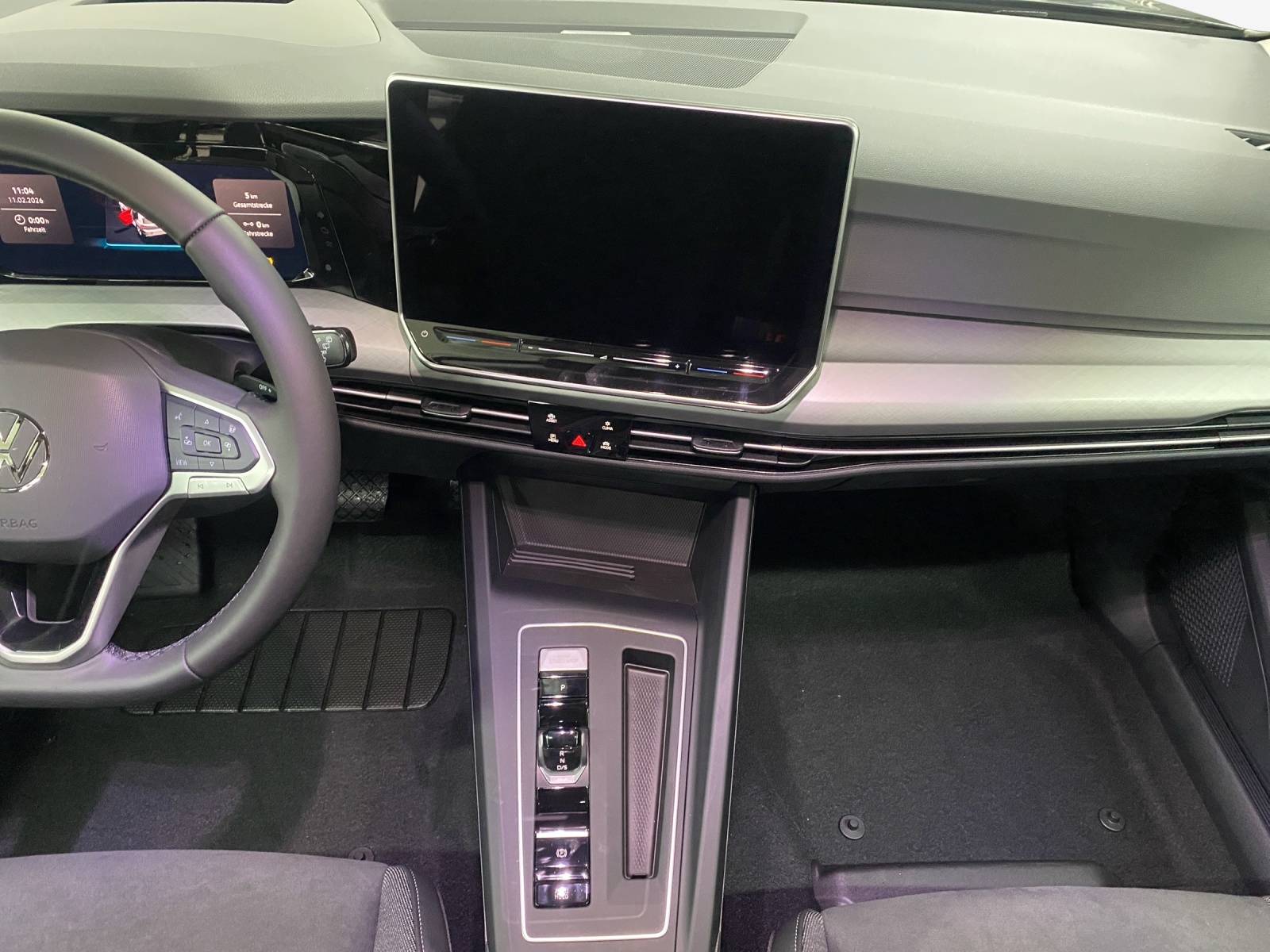 VW Golf 1.5 e TSI mHEV United DSG-image-10