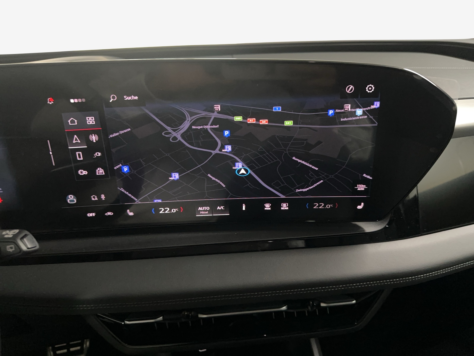 AUDI Q6 e-tron quattro-image-15