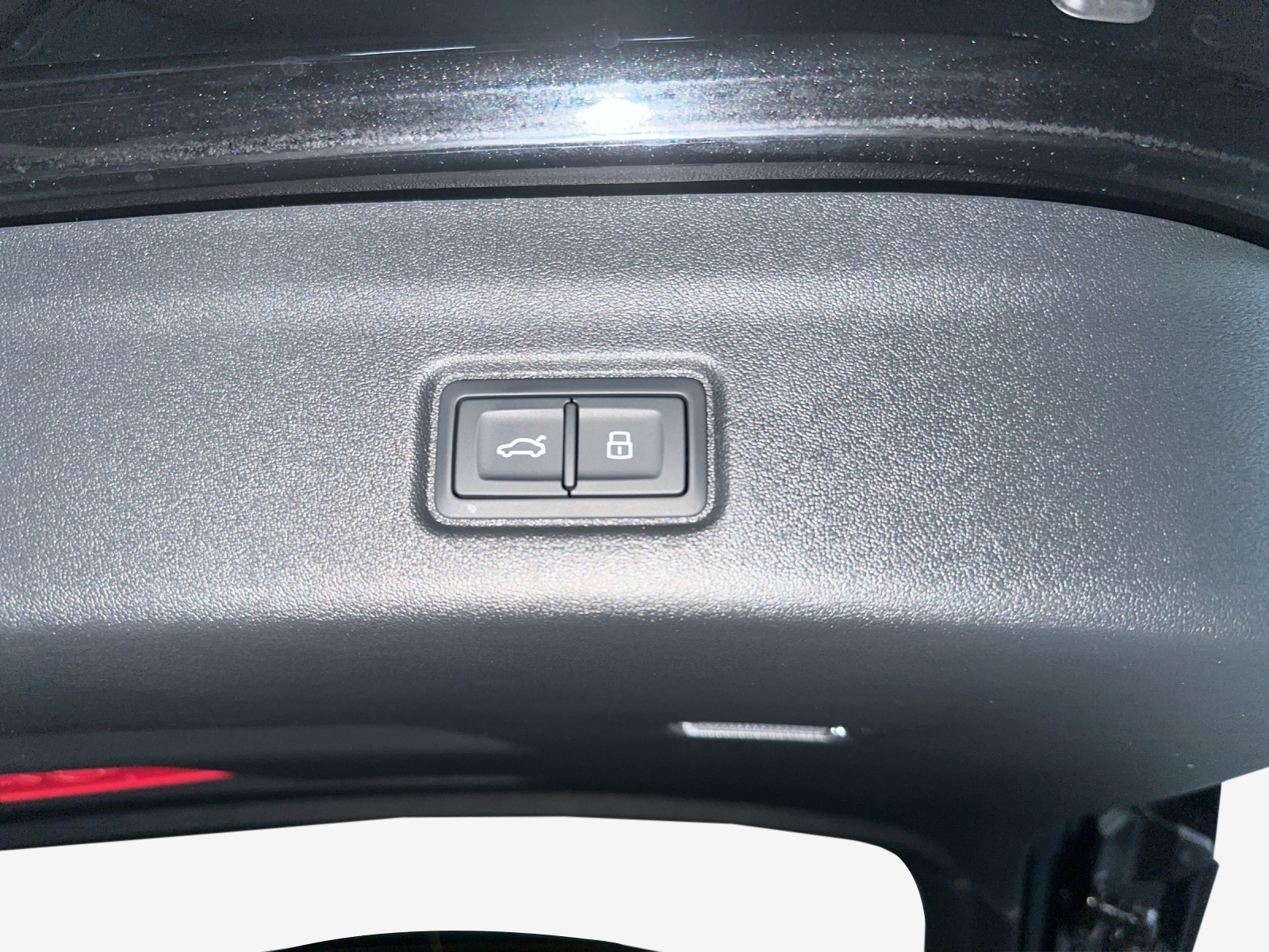 AUDI Q6 e-tron quattro-image-14