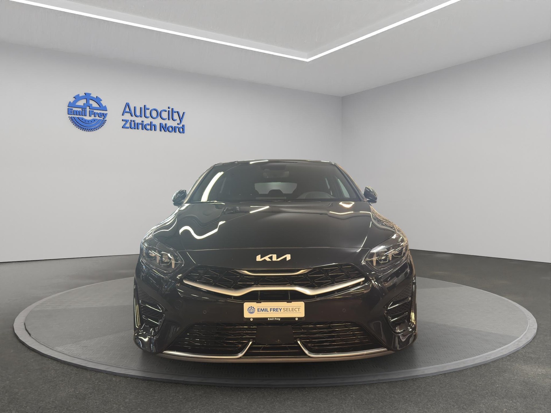 KIA ProCeed 1.5 T-GDi MHEV GT-Line-showroom-element-1