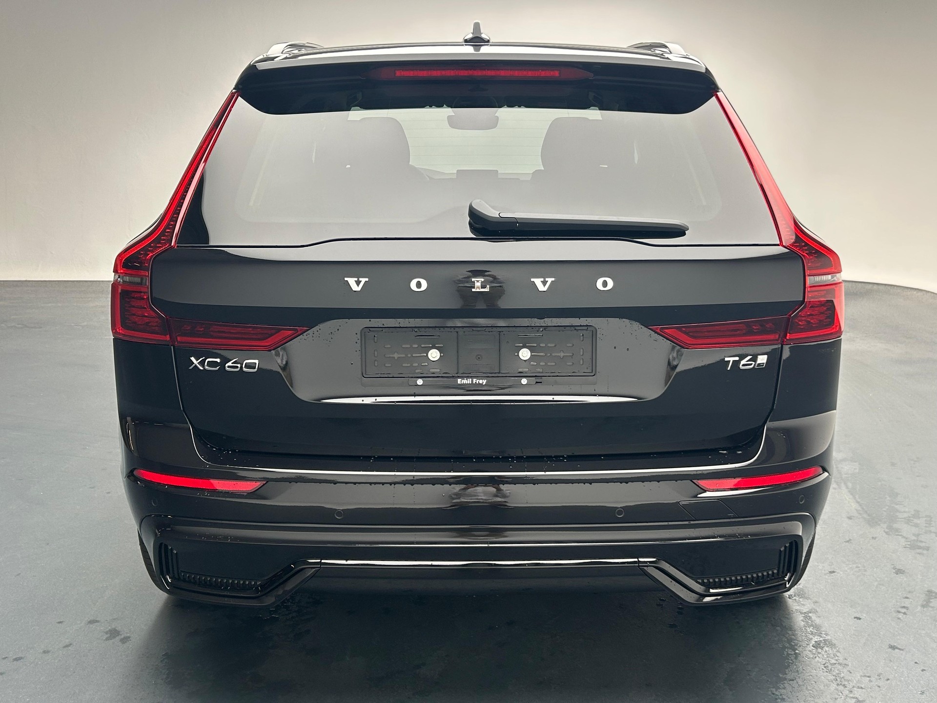 VOLVO XC60 2.0 T6 TE Ultra Dark eAWD-image-20