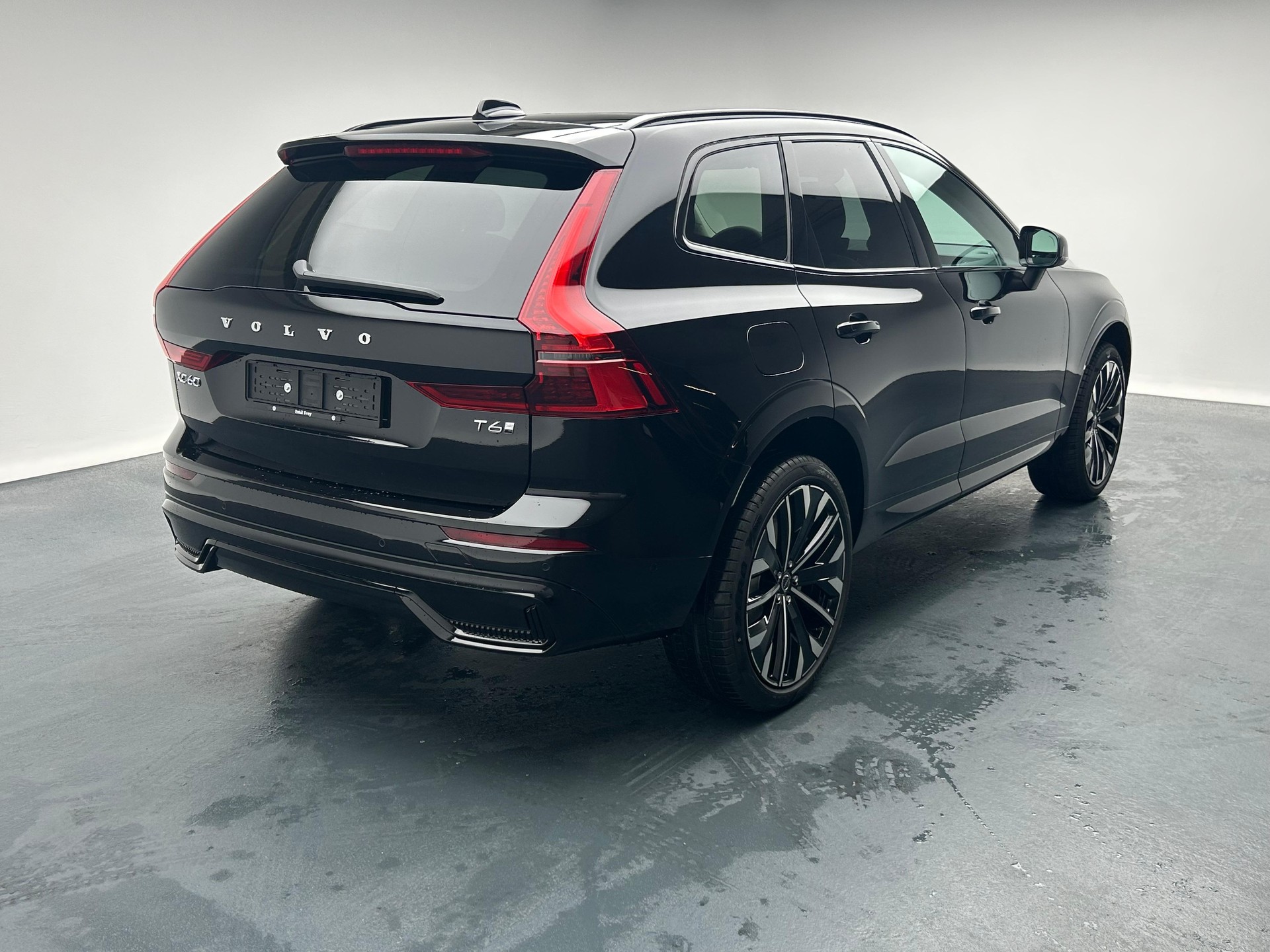 VOLVO XC60 2.0 T6 TE Ultra Dark eAWD-image-23