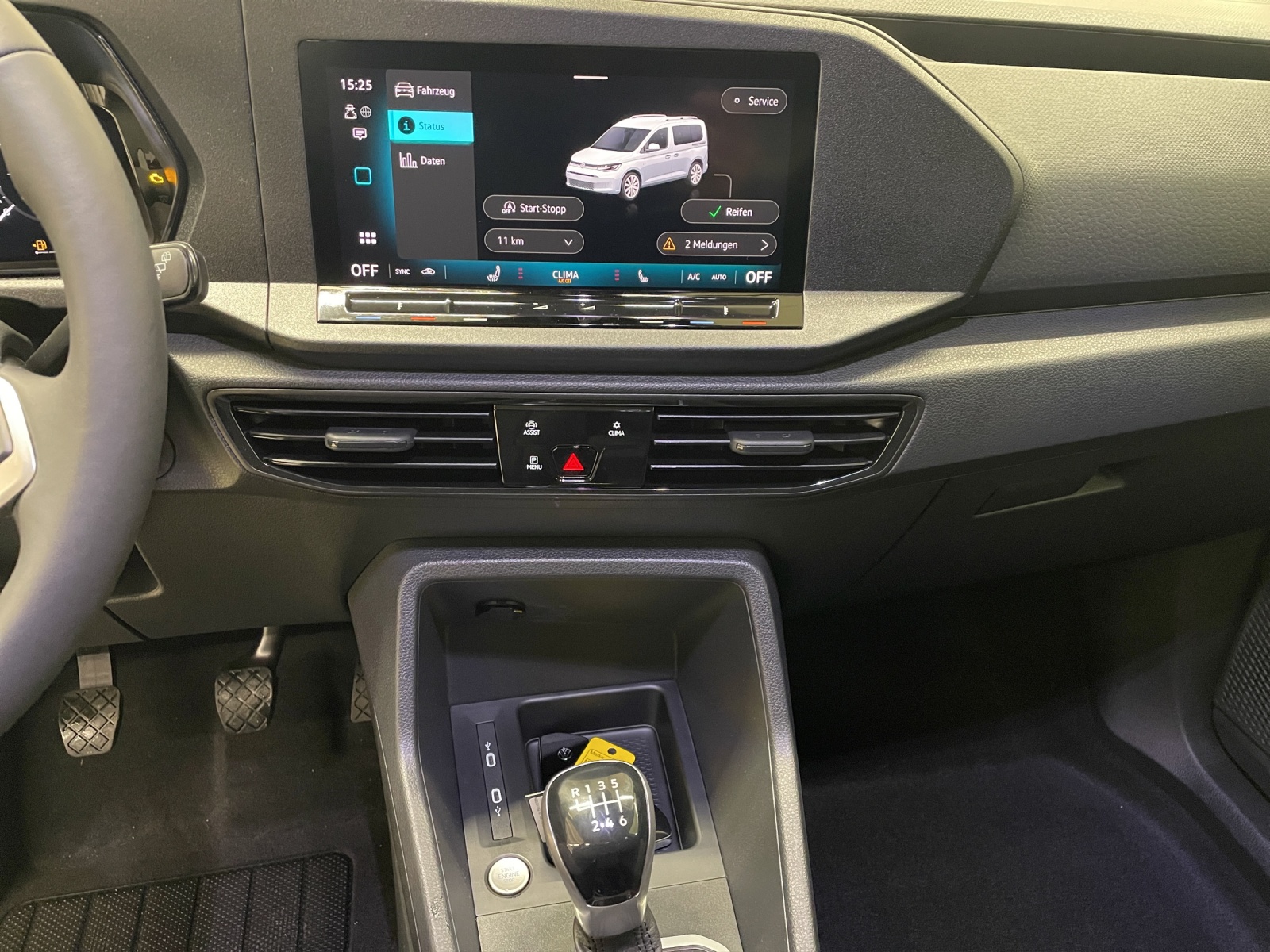 VW Caddy 2.0 TDI-image-11