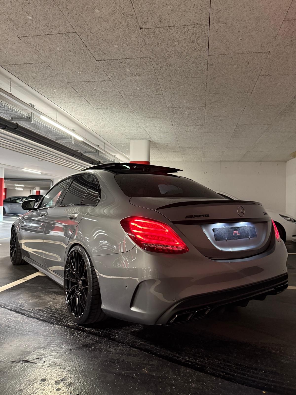 MERCEDES-BENZ C 63 AMG Speedshift-image-3