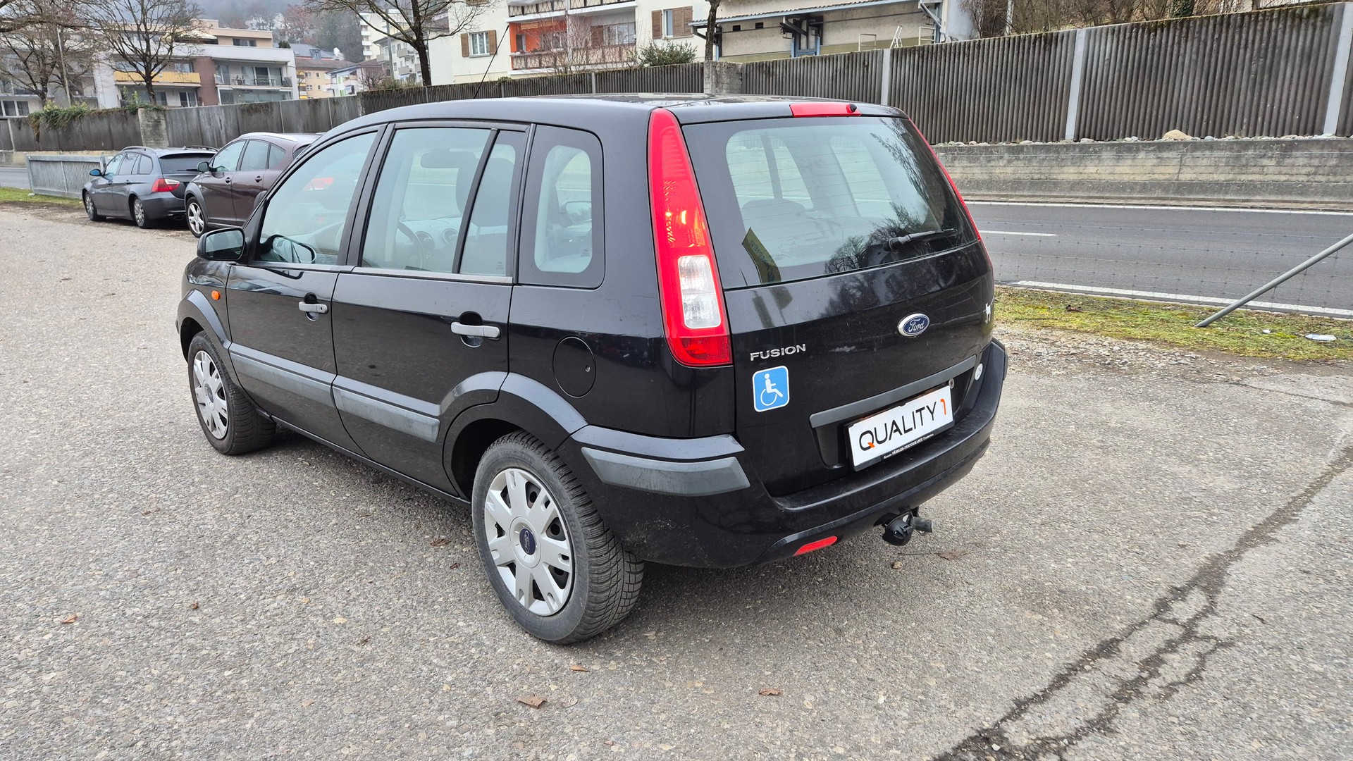 FORD Fusion 1.4 Ambiente-image-5
