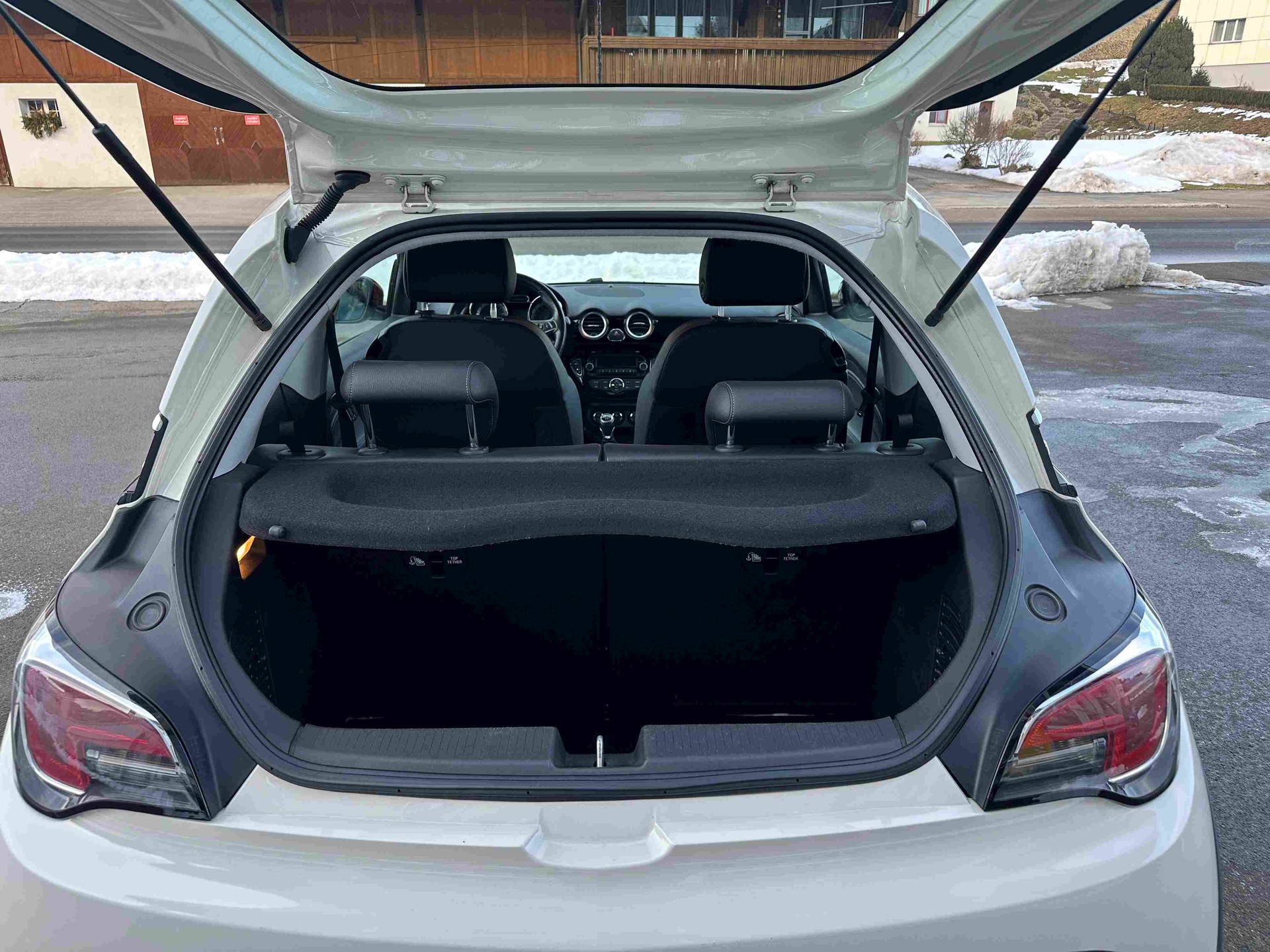 OPEL Adam 1.0i eFLEX Rocks S/S-image-12
