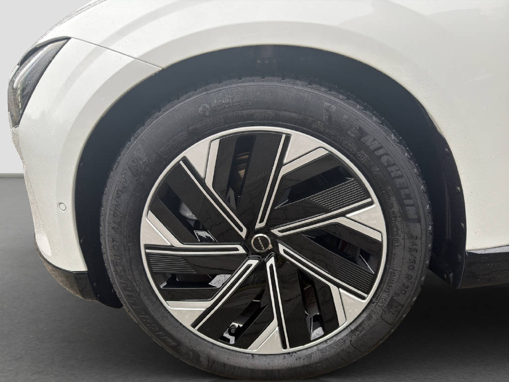 VOLVO ES90 Ultra-image-12