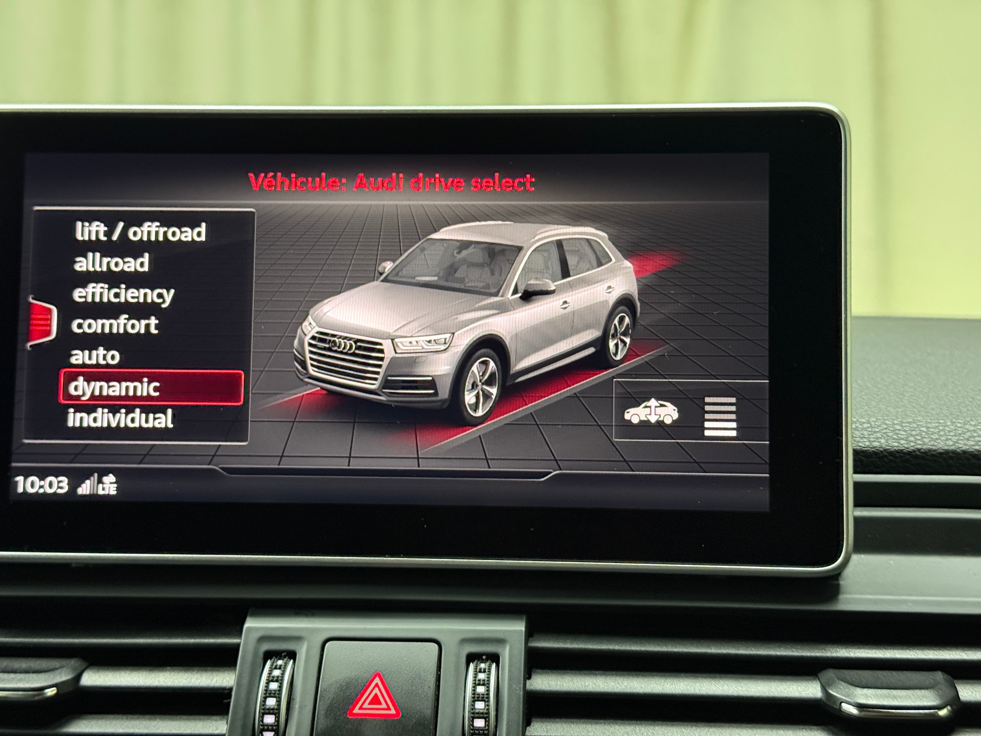 AUDI Q5 40 TDI sport quattro S-tronic-image-14