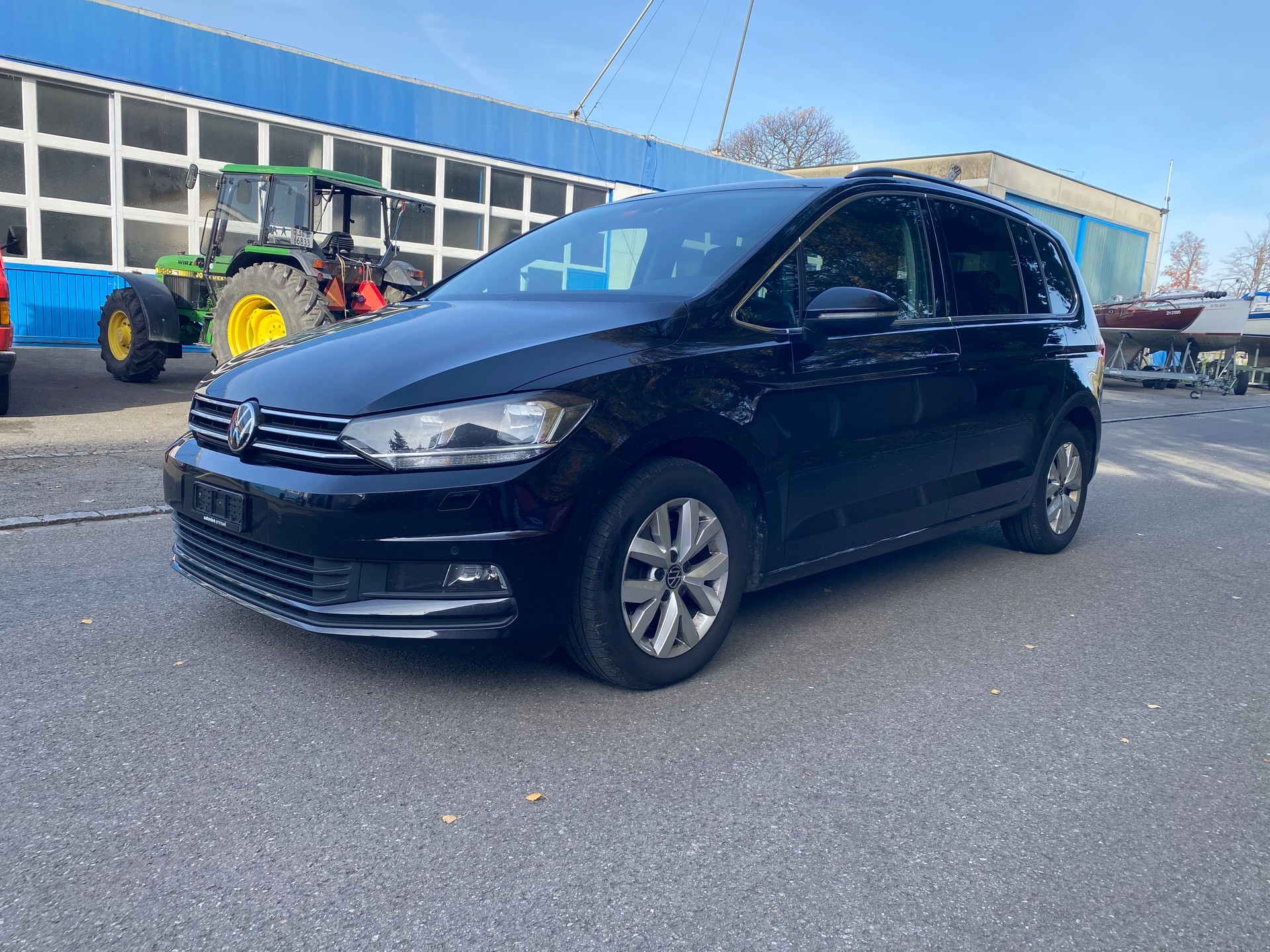 VW Touran 2.0 TDI BlueMotion Technology United DSG-image-5