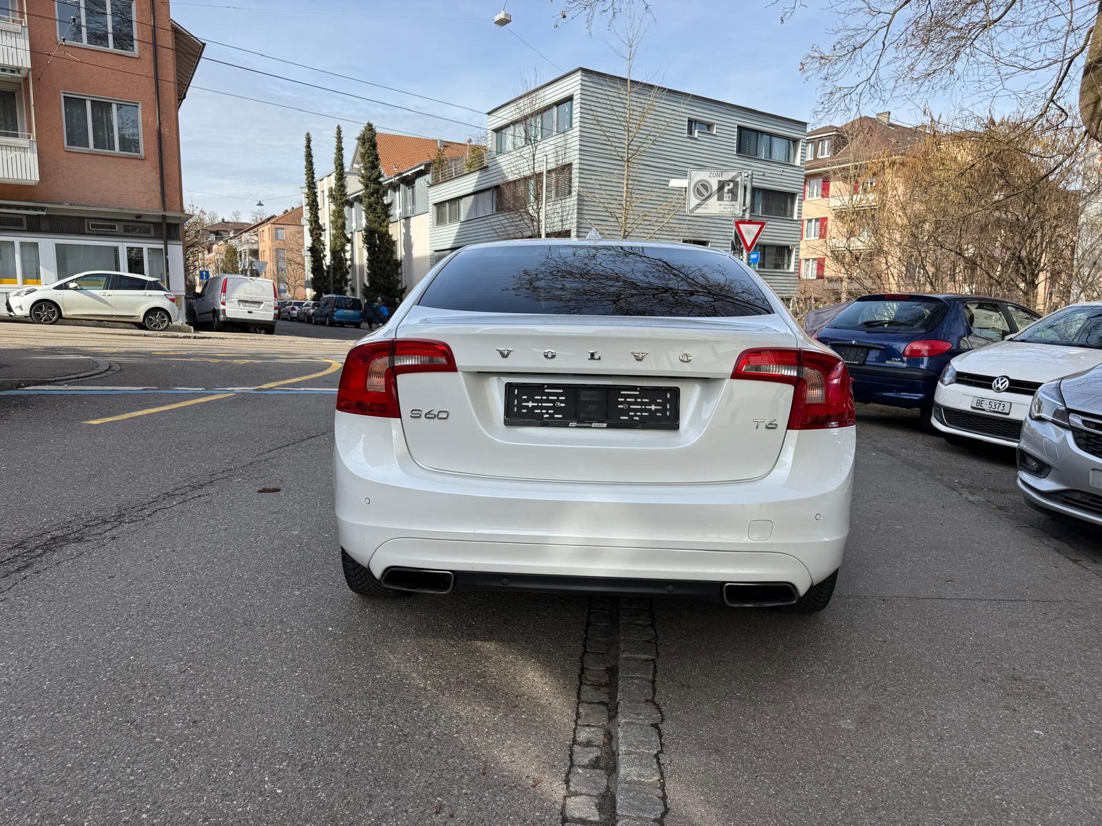 VOLVO S60 T6 Summum Geartronic-image-5