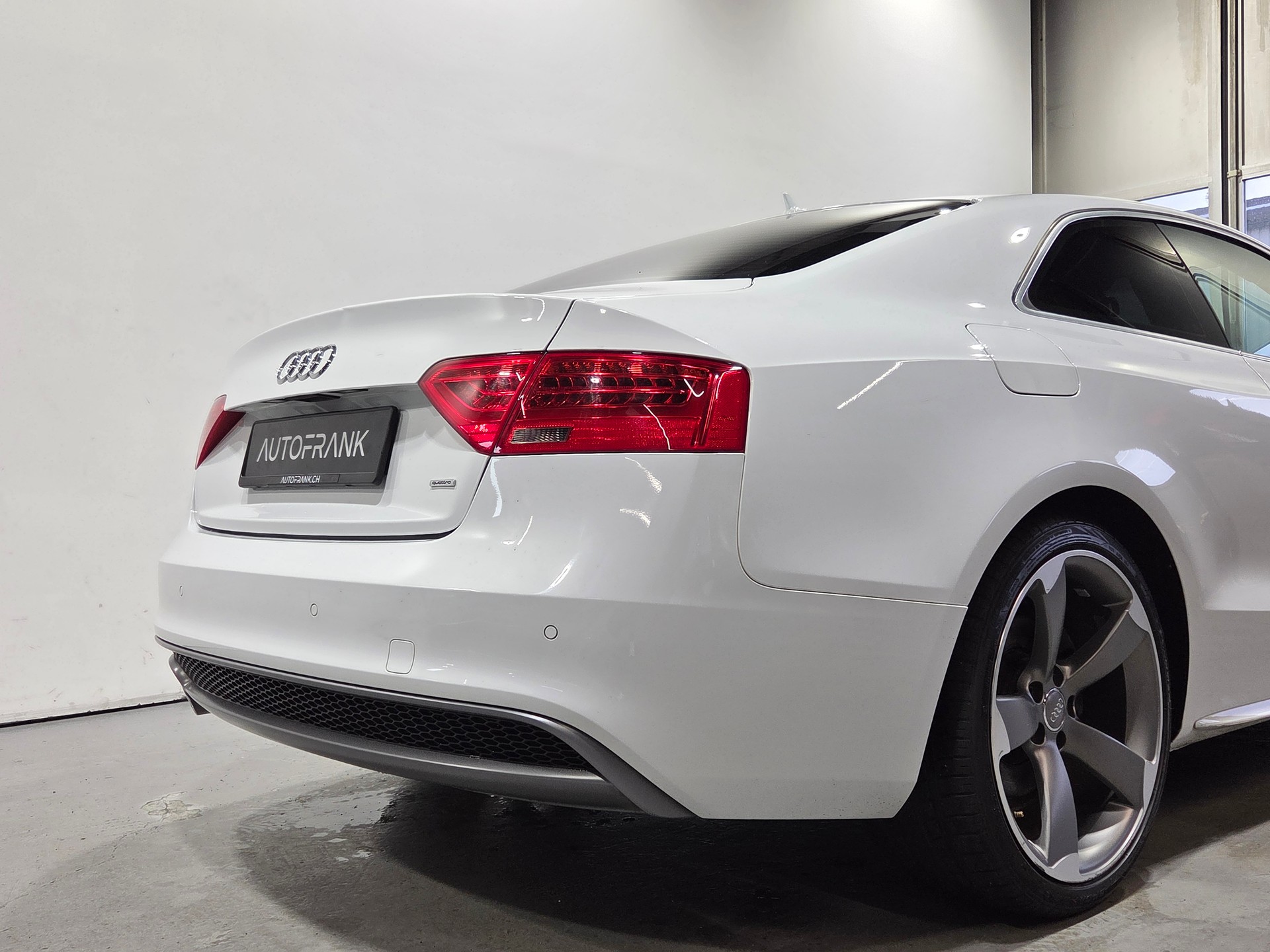 AUDI A5 Coupé 2.0 TDI 190 quattro S-Tronic-image-10