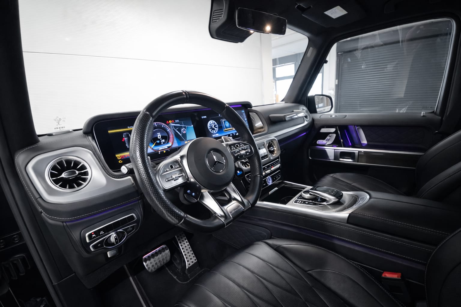 MERCEDES-BENZ G 63 AMG *CH-Fahrzeug* *Top Ausstattung*-image-9