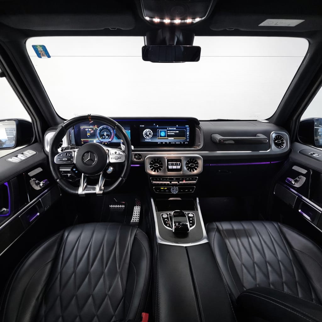 MERCEDES-BENZ G 63 AMG *CH-Fahrzeug* *Top Ausstattung*-image-8