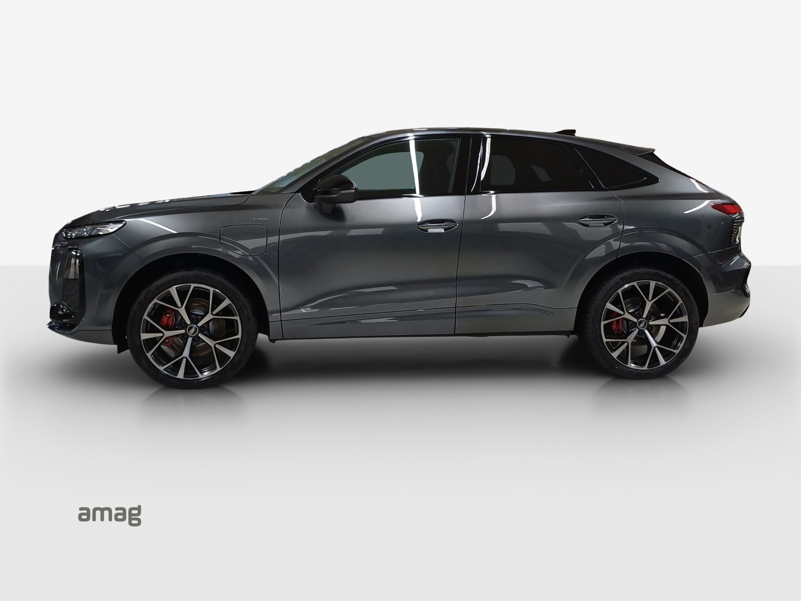 AUDI Q3 Sportback e-hybrid 200 kW S tronig-image-1