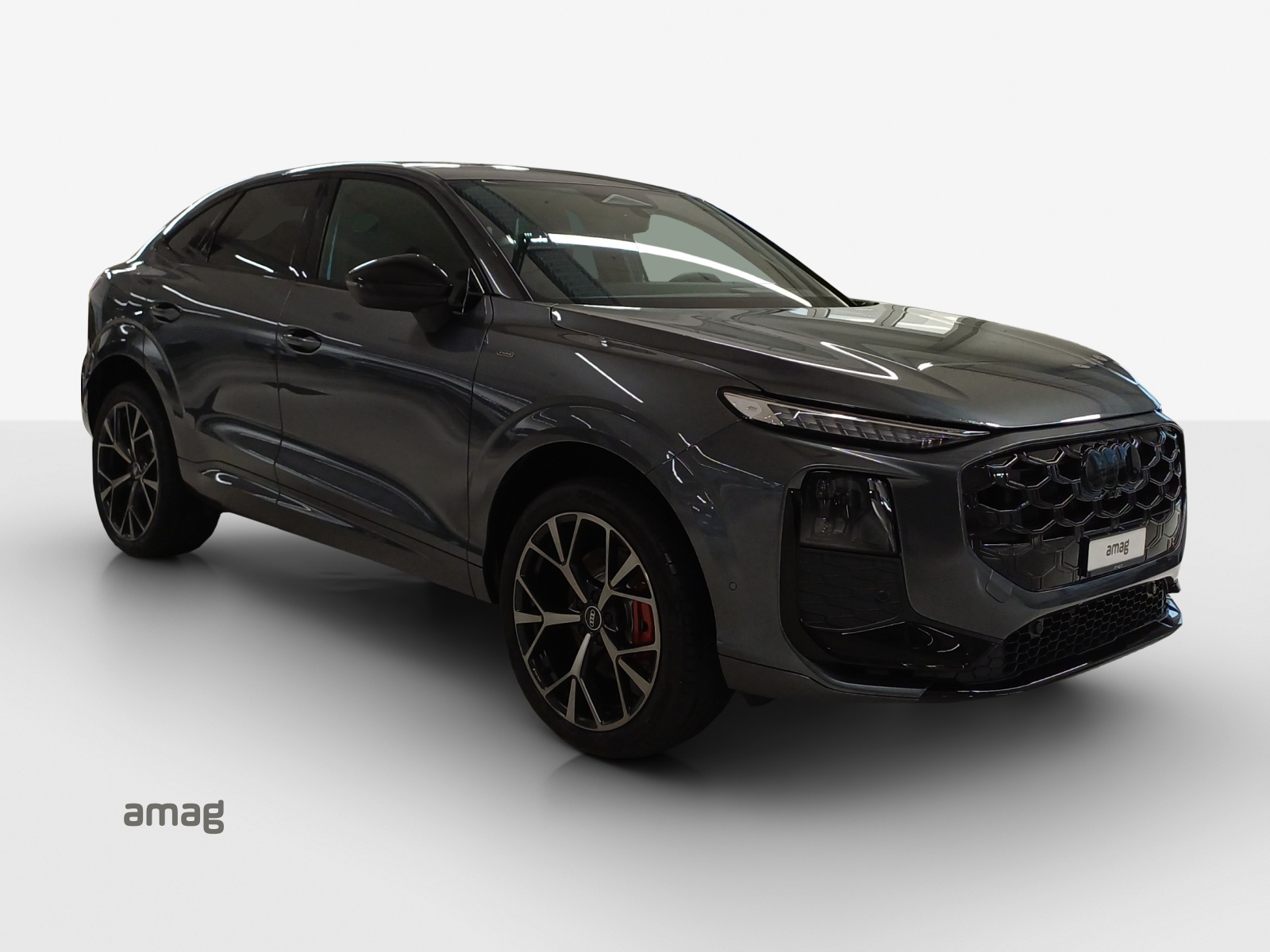 AUDI Q3 Sportback e-hybrid 200 kW S tronig-image-5