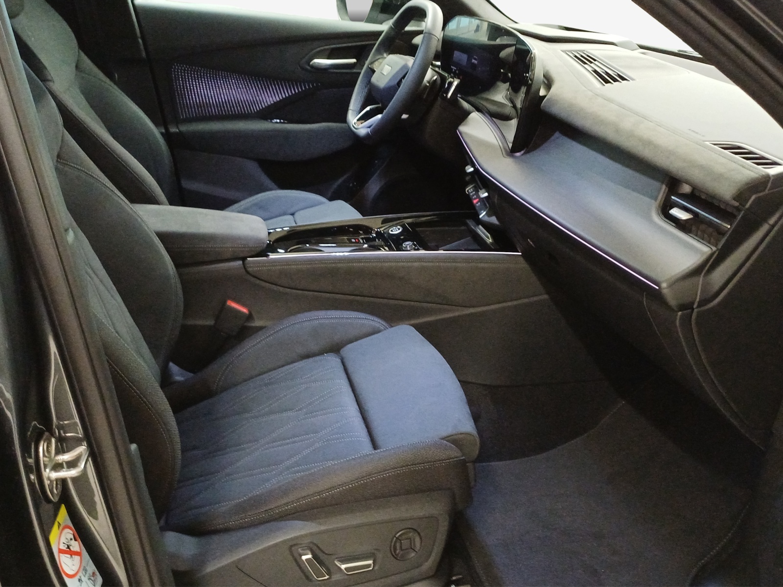 AUDI Q3 Sportback e-hybrid 200 kW S tronig-image-15