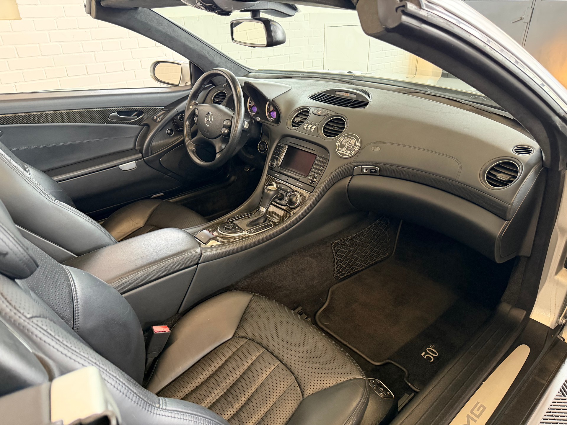 MERCEDES-BENZ SL 65 AMG V12 612 PS Automatic-image-9
