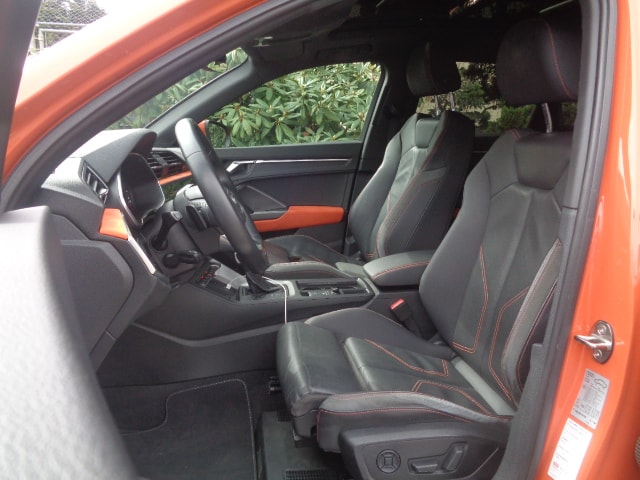 AUDI Q3 45 TFSI S line quattro S-tronic-image-6