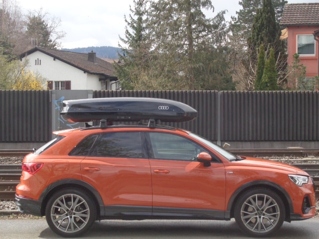AUDI Q3 45 TFSI S line quattro S-tronic-image-14