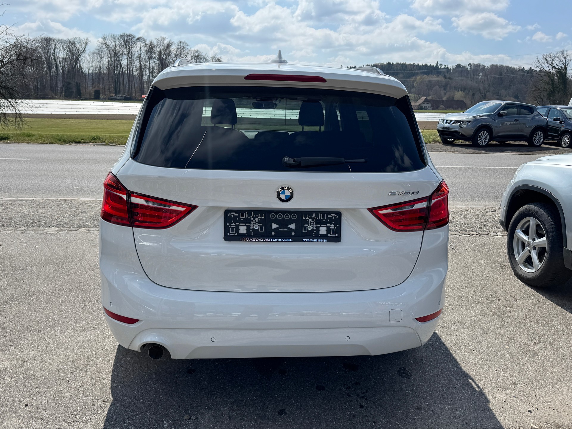 BMW 216d Gran Tourer-image-4