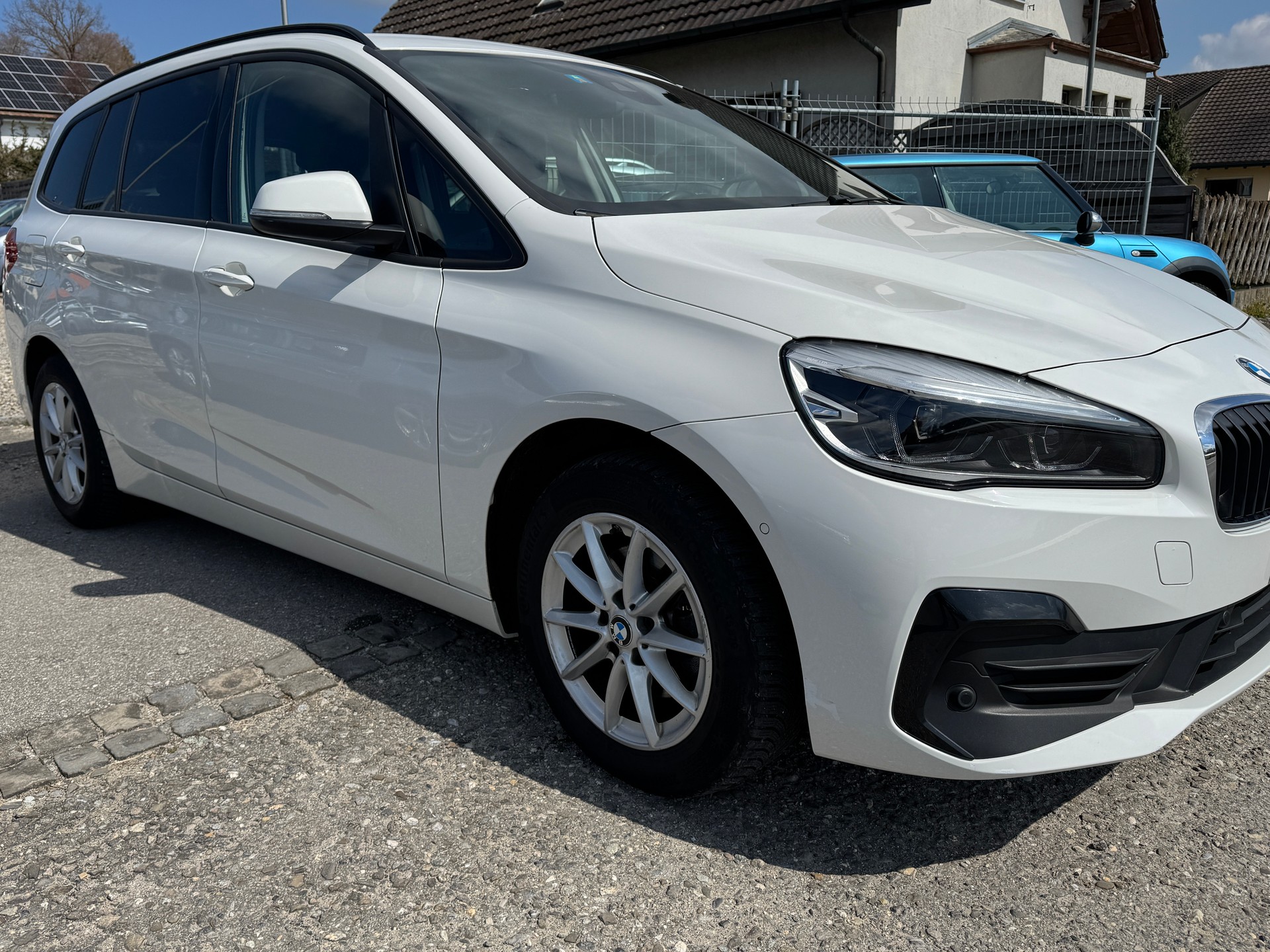 BMW 216d Gran Tourer-image-3