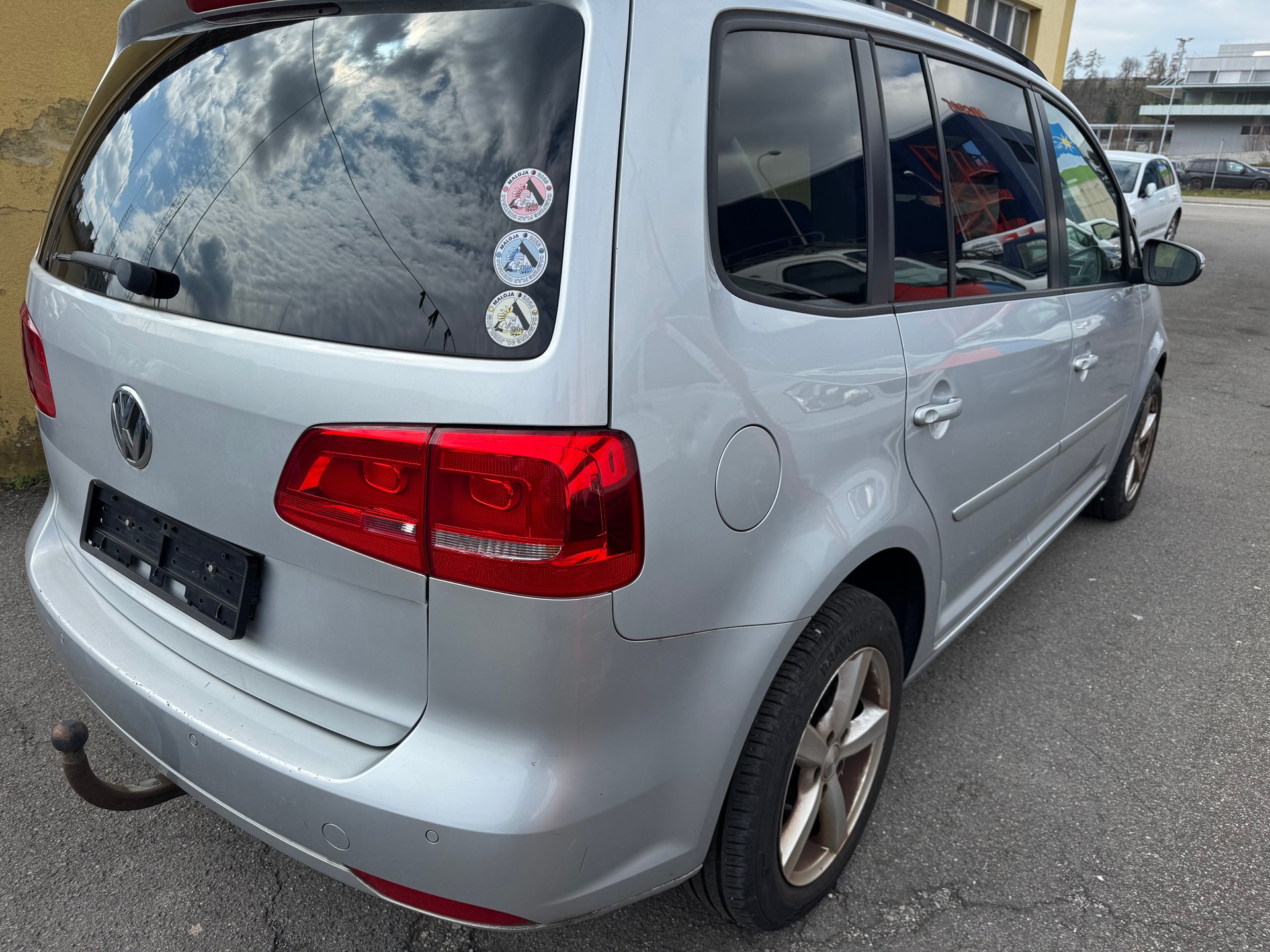 VW TOURAN-image-3