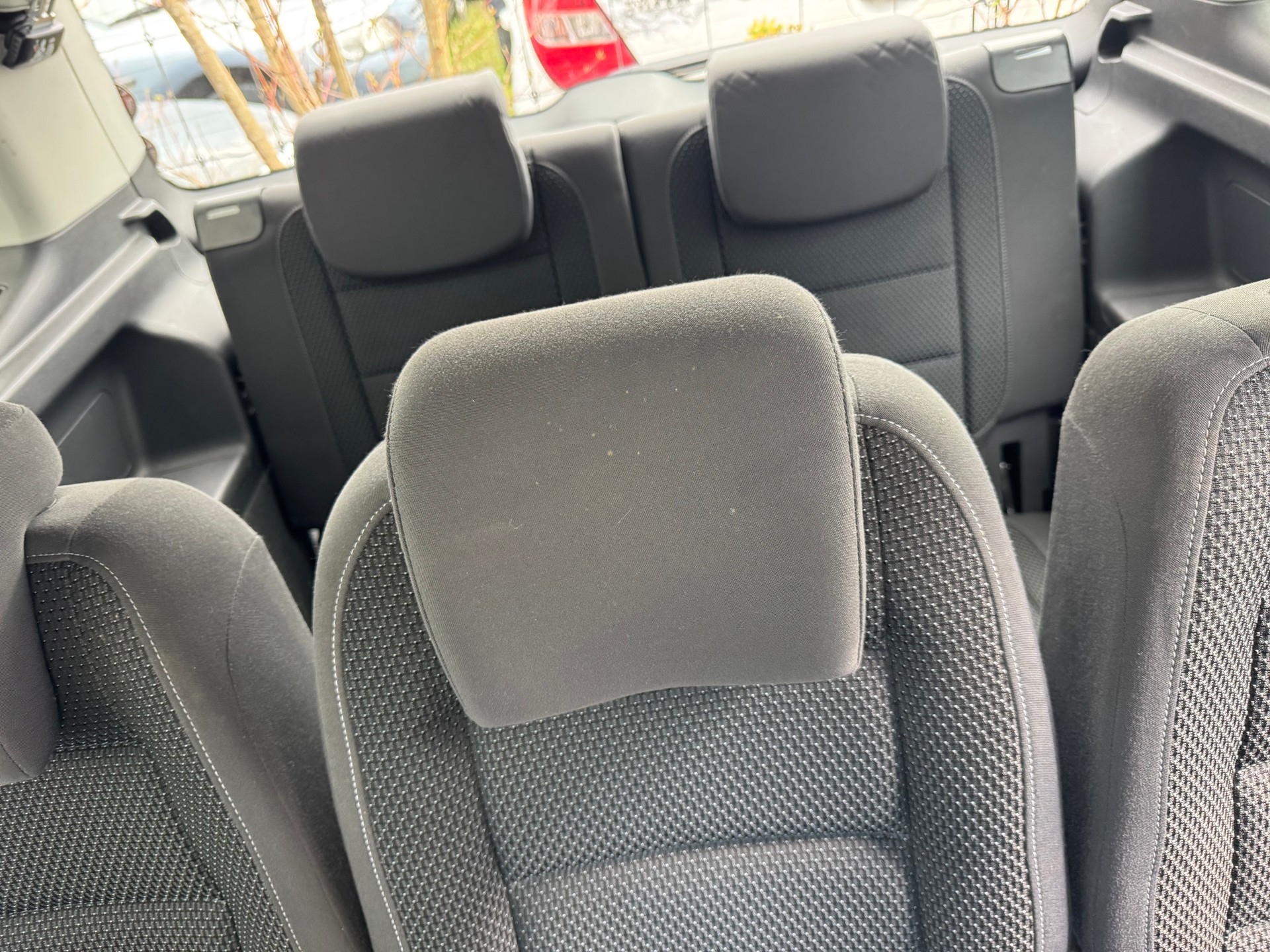 VW TOURAN-image-10