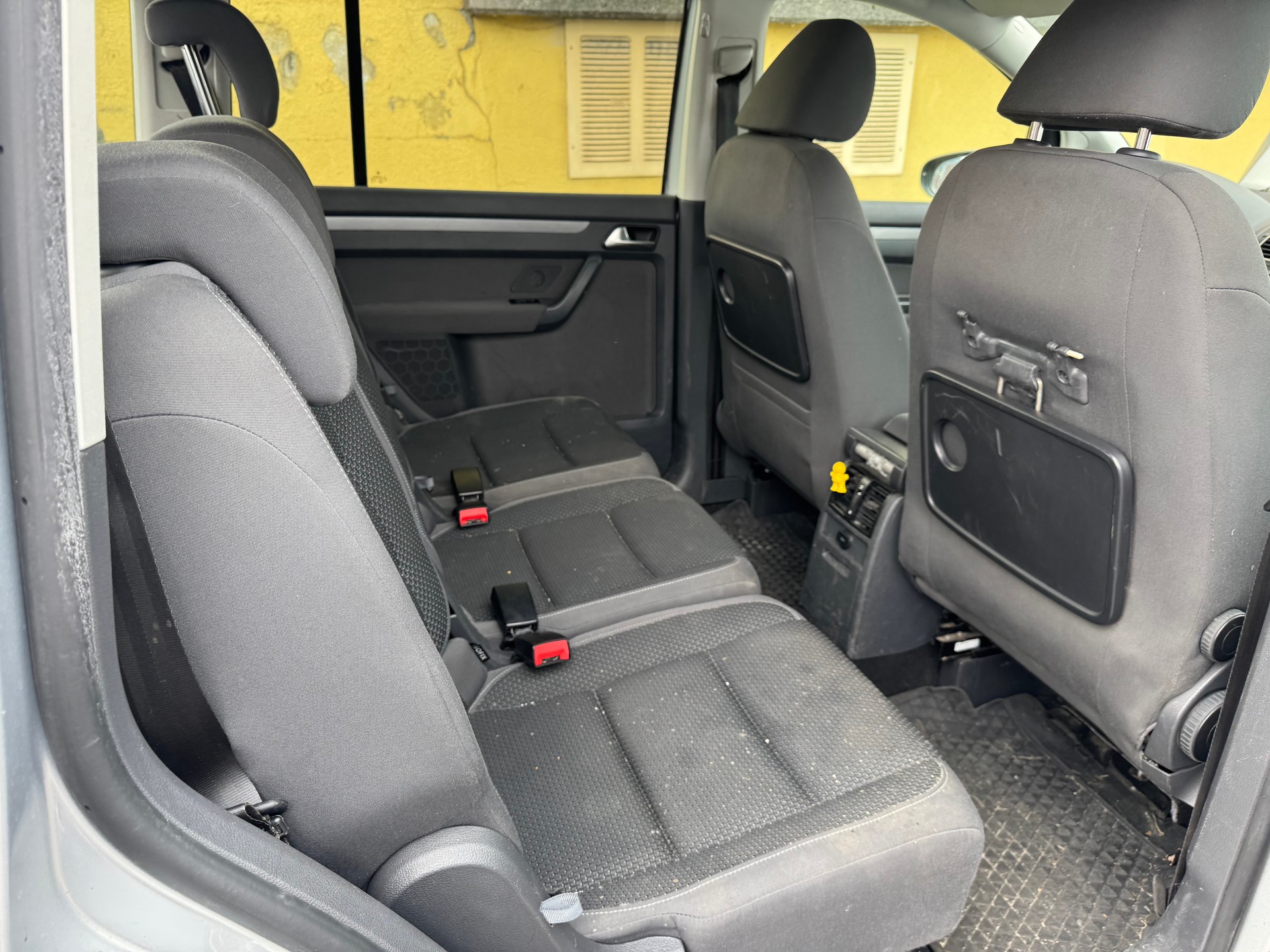 VW TOURAN-image-7