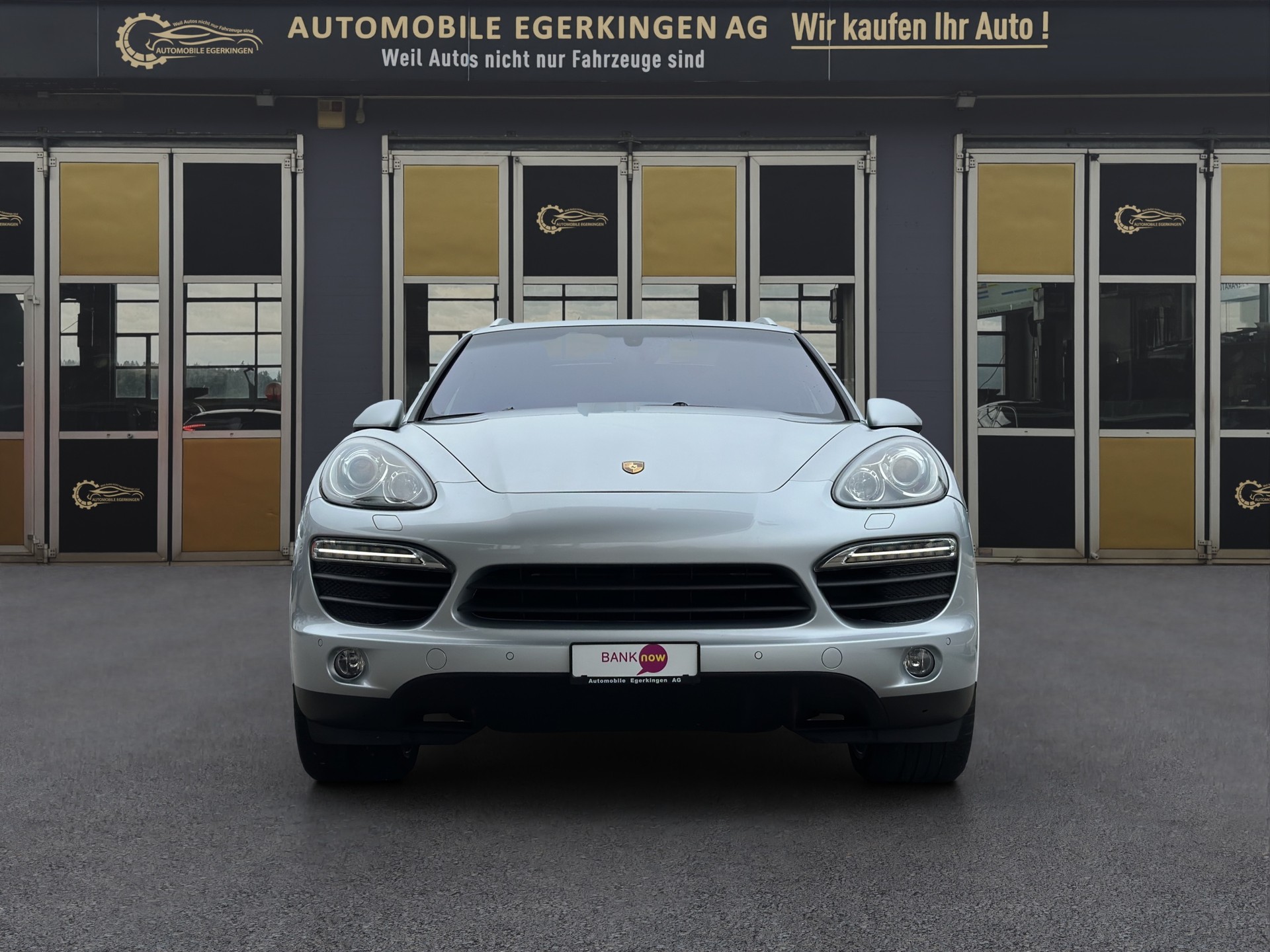 PORSCHE Cayenne S-image-1