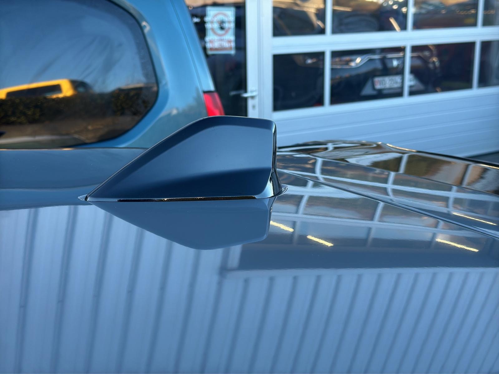 PEUGEOT 208 1.2 Hybrid 145 GT-image-20