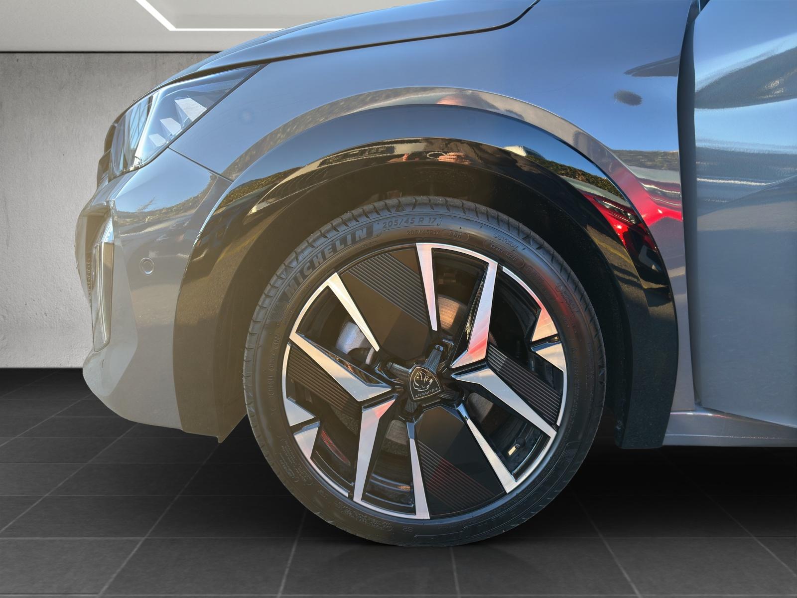 PEUGEOT 208 1.2 Hybrid 145 GT-image-19
