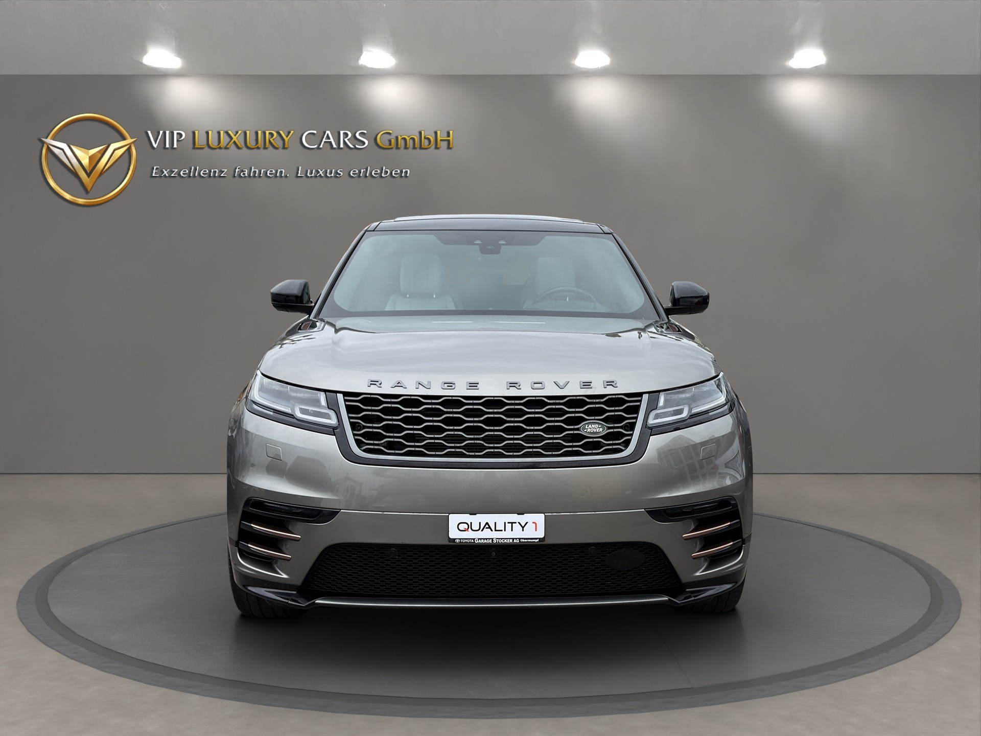 LAND ROVER Range Rover Velar R-Dynamic P 380 PS Automatic First Edition-image-4