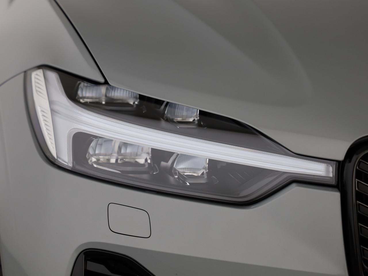 VOLVO XC60 2.0 T8 TE Black Edition eAWD-image-5