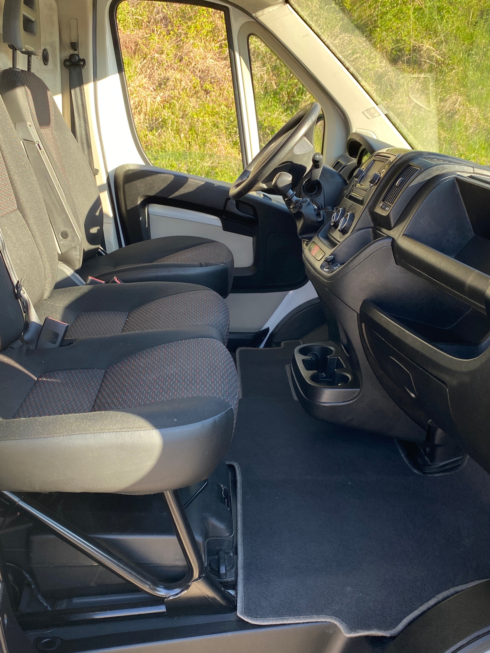 CITROEN Jumper 35+ 2.0 BlueHDi 160 Attraction L4H3-image-7