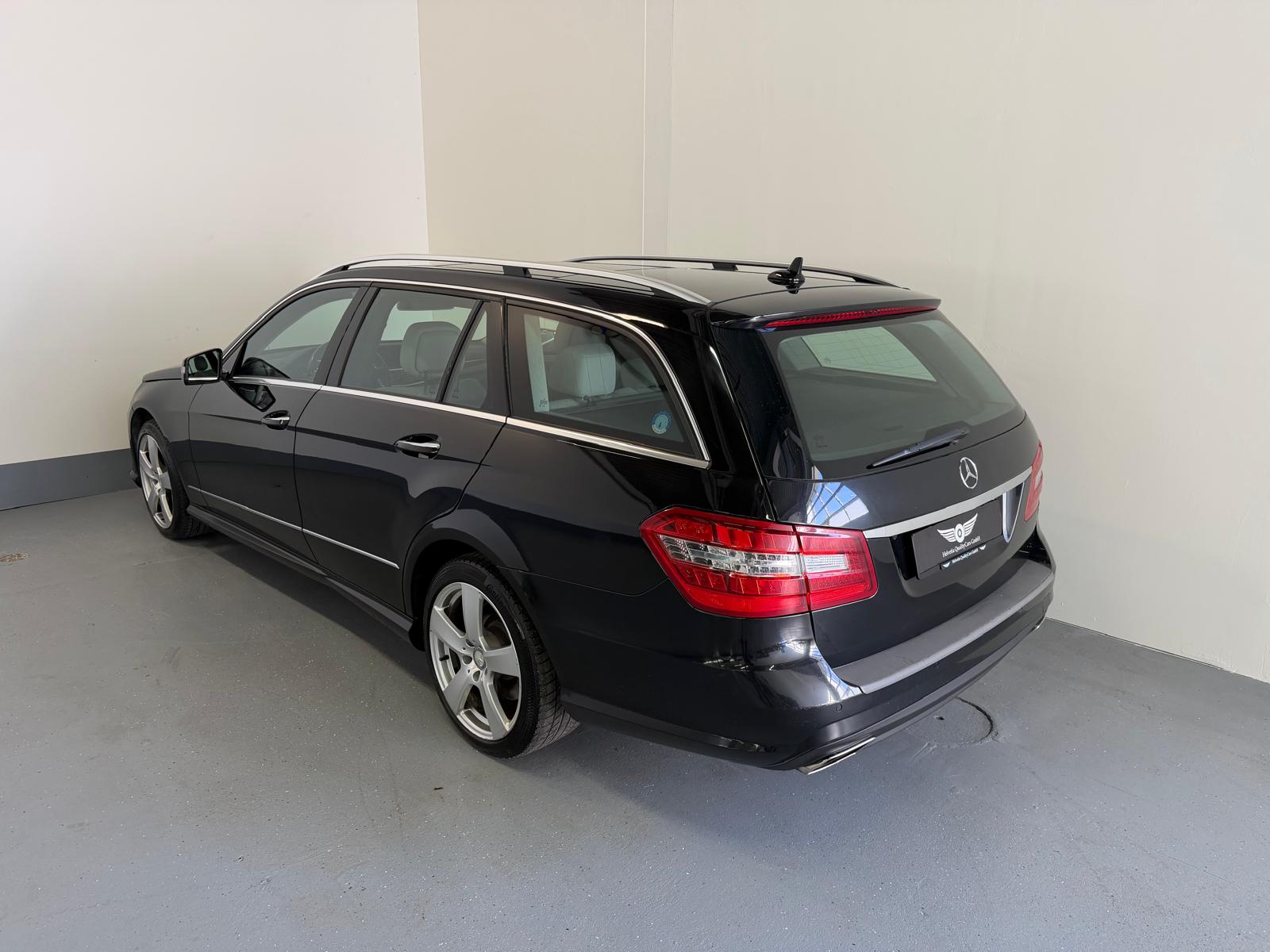 MERCEDES-BENZ E 500 CGI Avantgarde 4Matic 7G-Tronic AMG Line-image-7